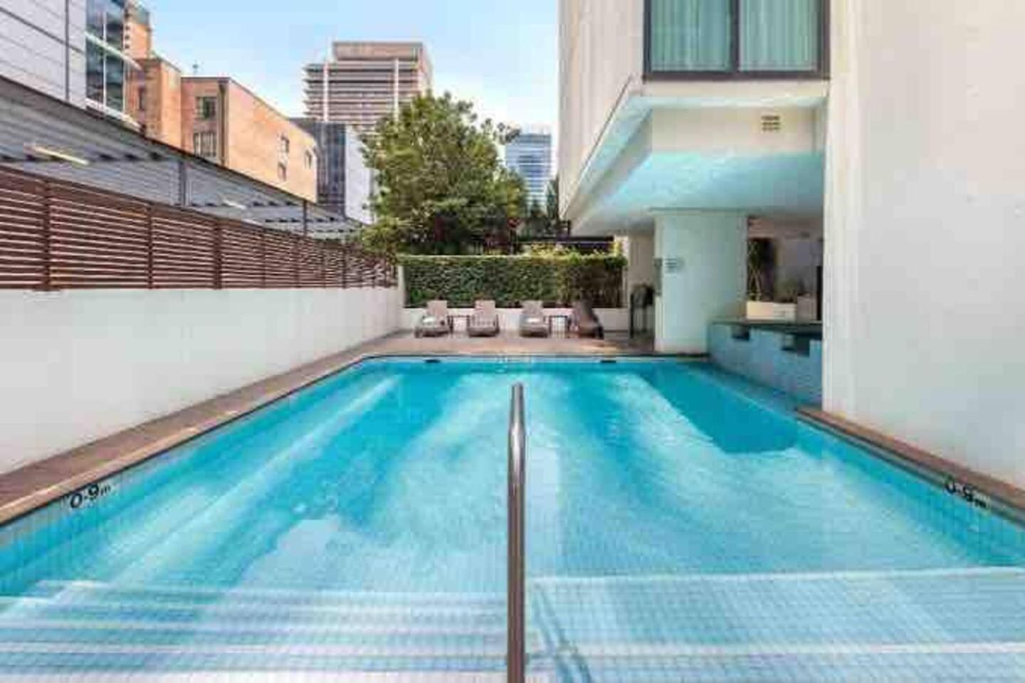 Brisbane City Apartment Living