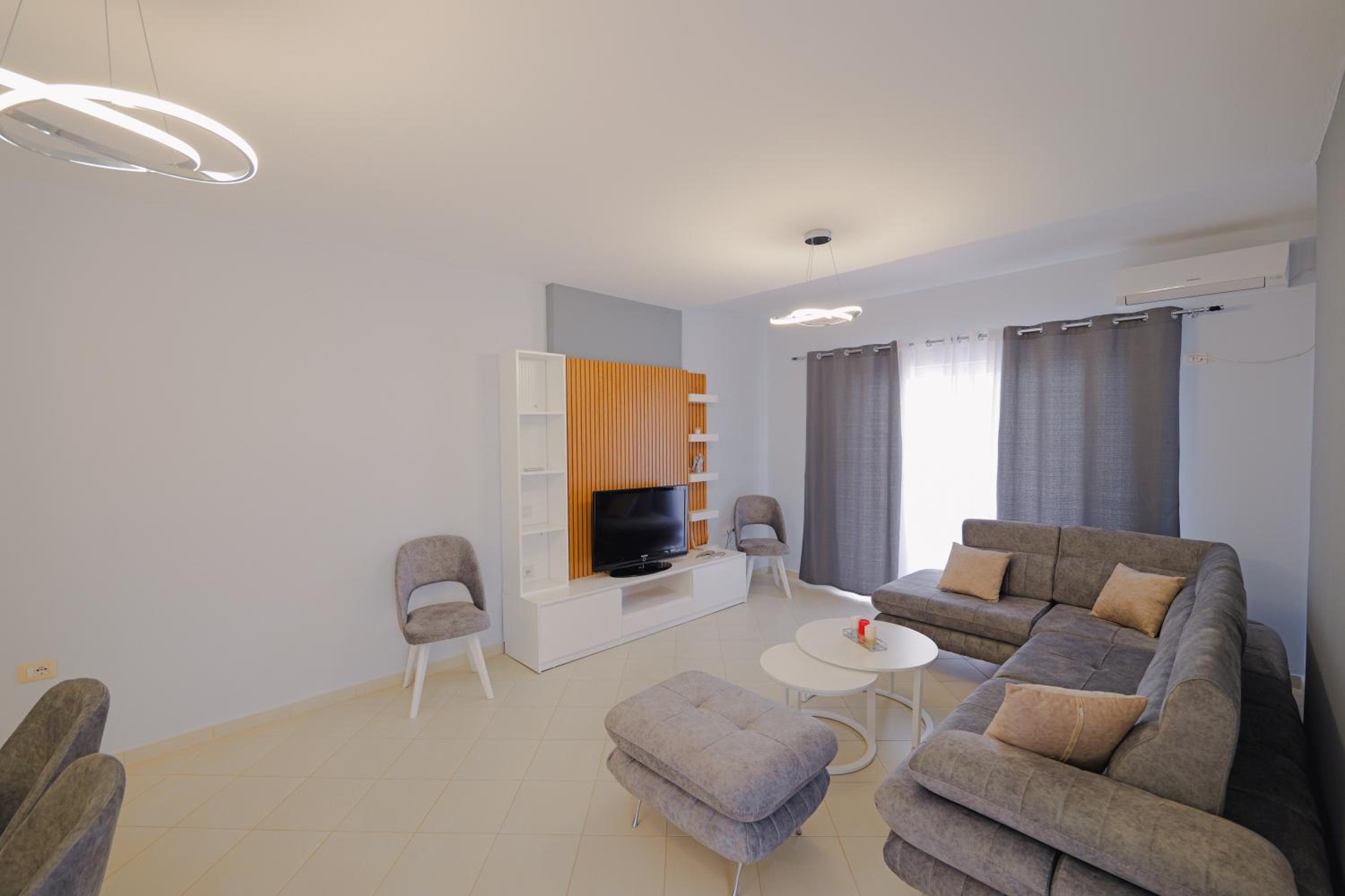 Giulia Apartment