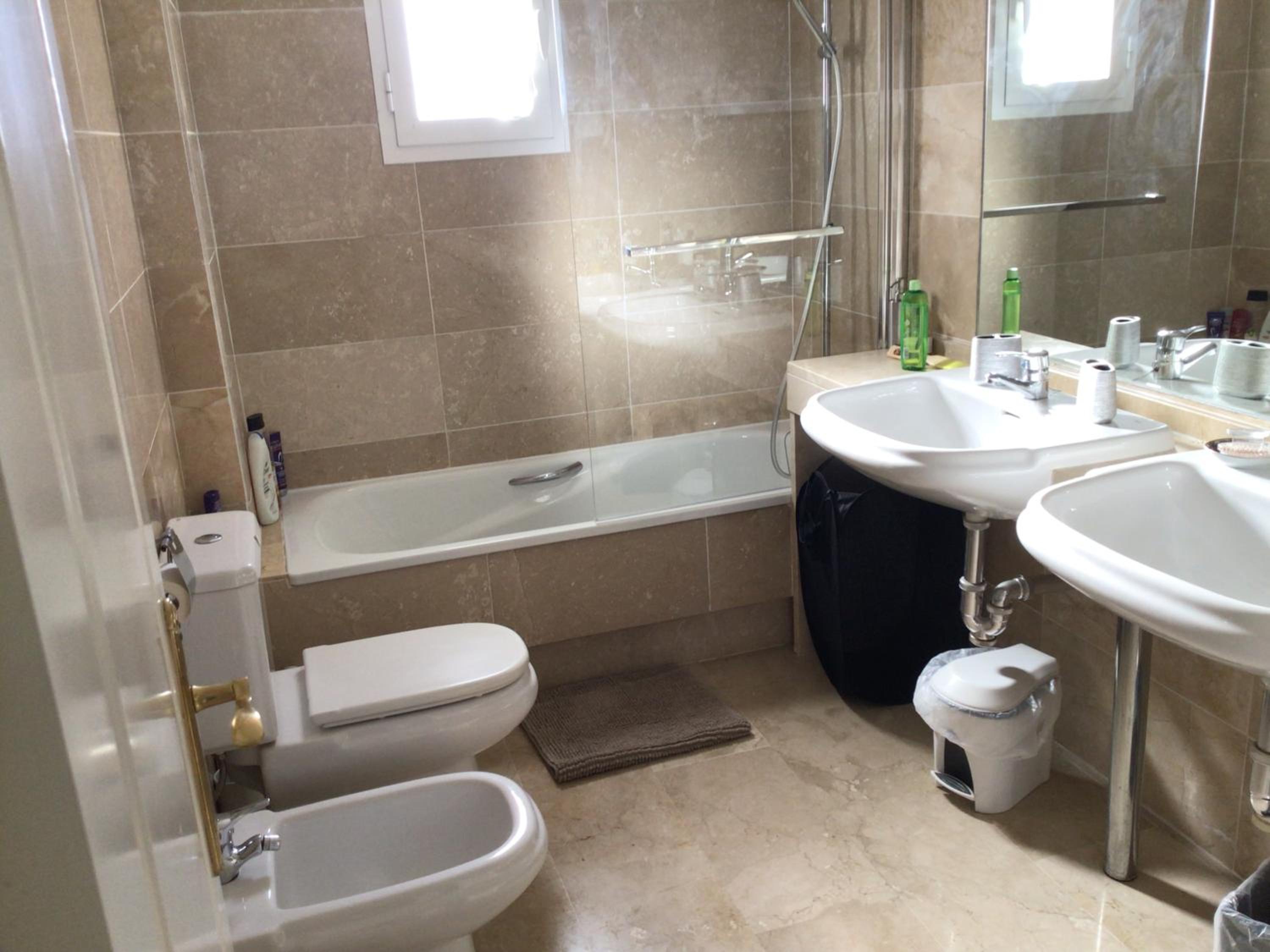 Princess Park Apartment with 3 Bedrooms