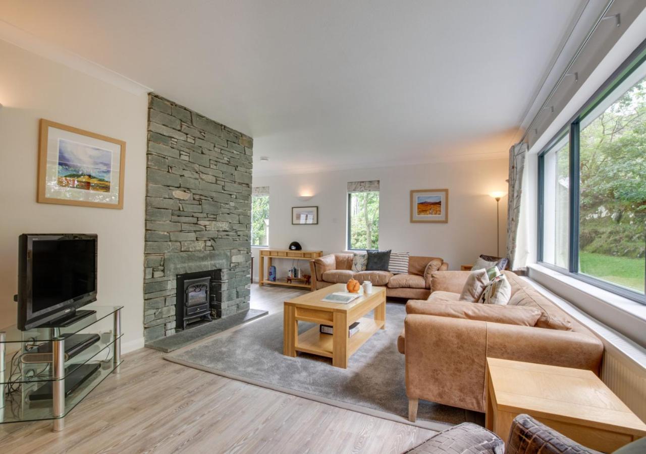 Oakdene House