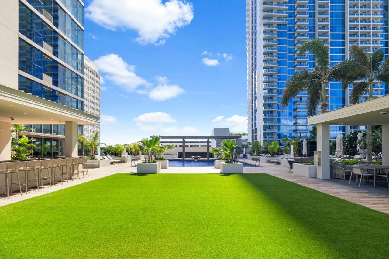 Upscale SKY Ala Moana Brand new 2 bedroom Sleeps 6, photo 37