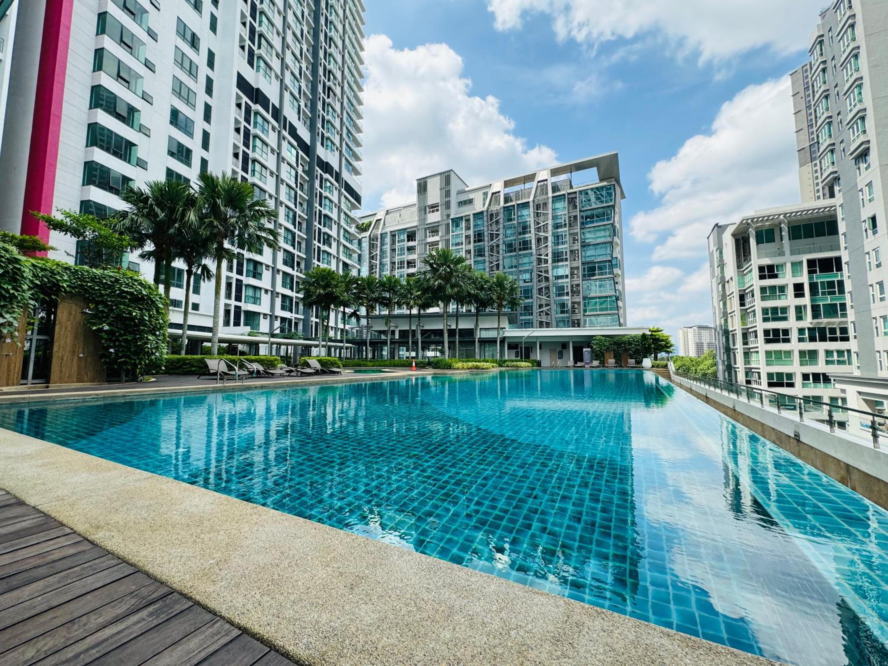 Sunway Velocity V Residence by DeUrban
