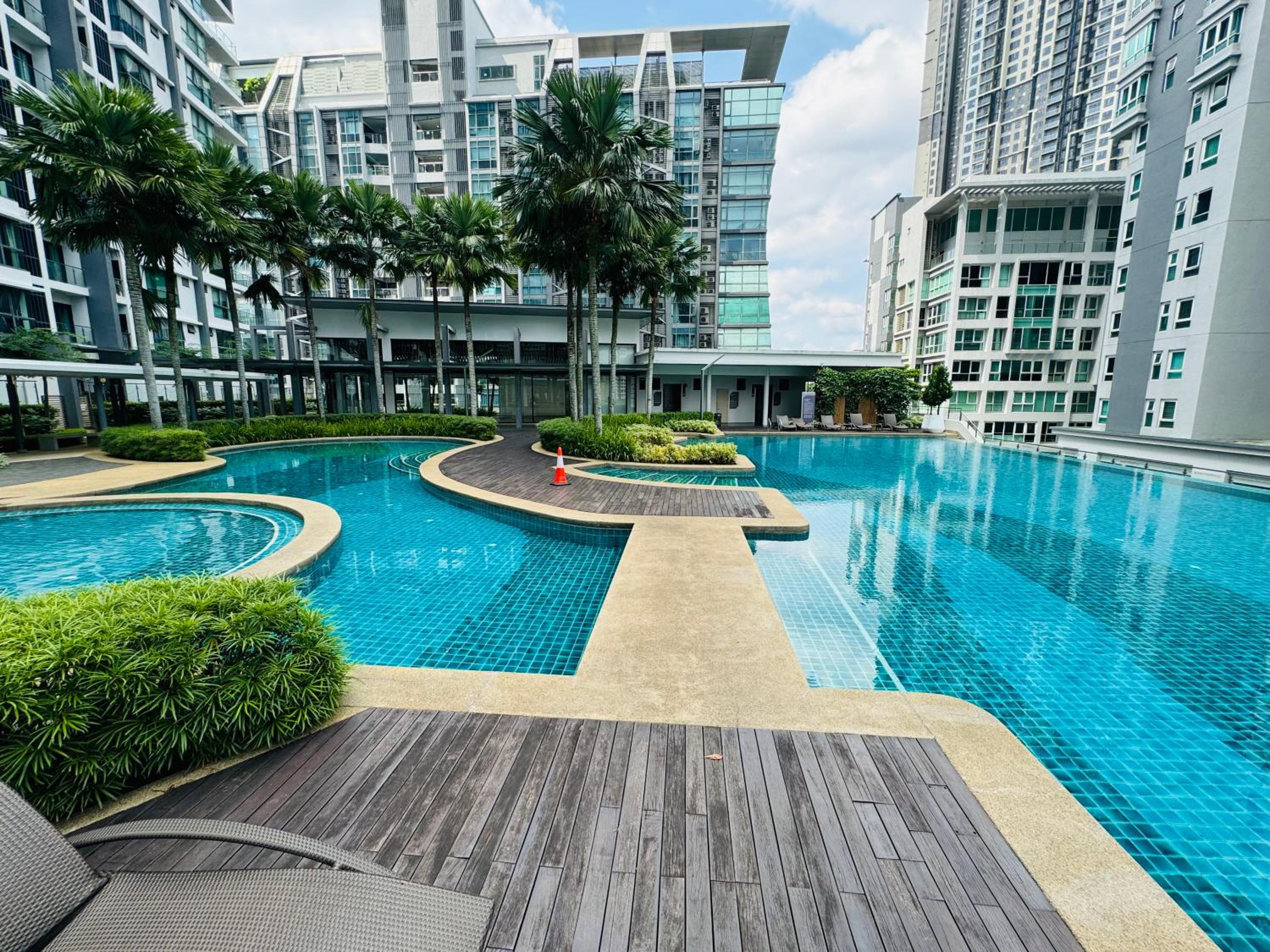 Sunway Velocity V Residence by DeUrban