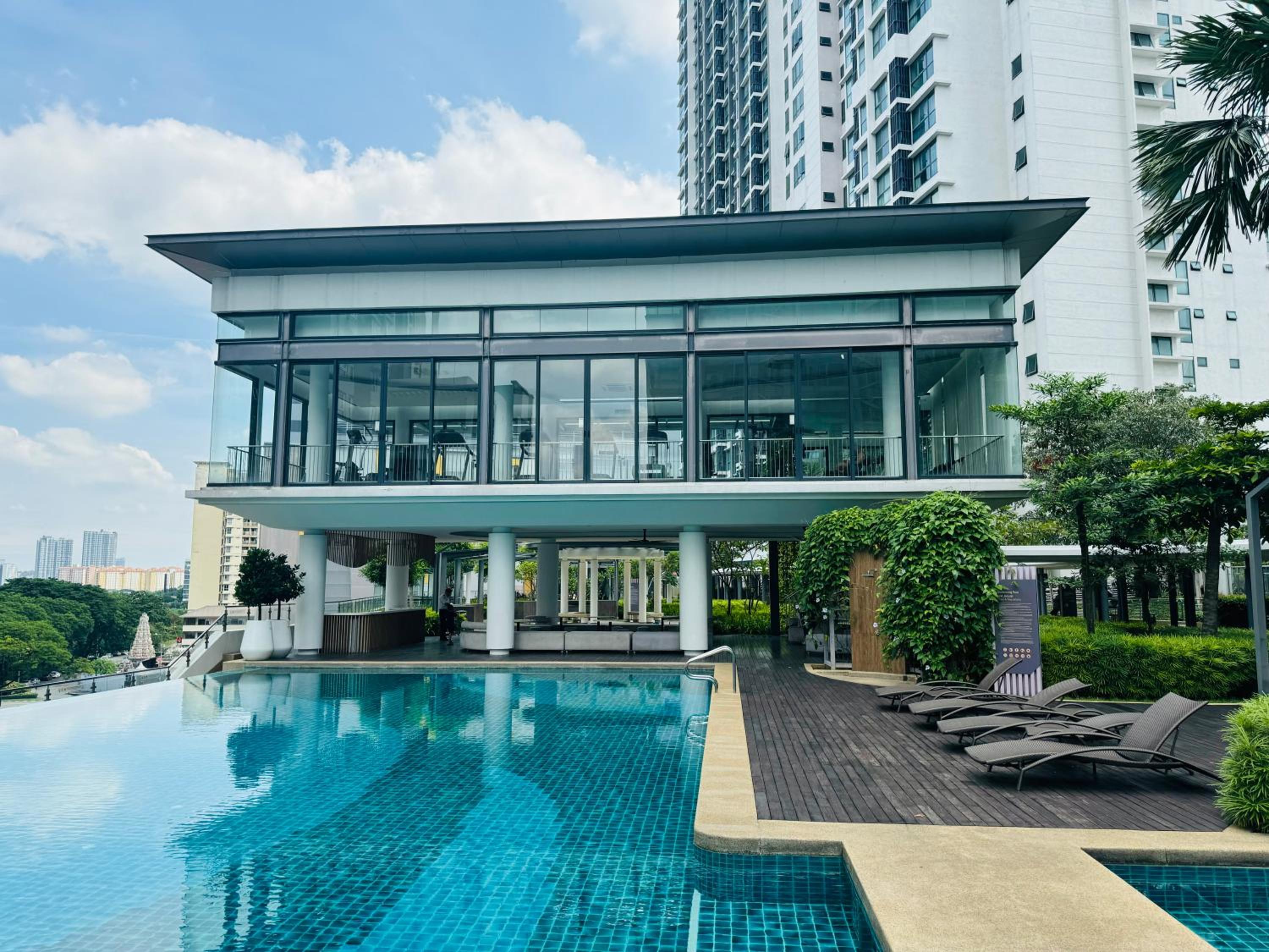 Sunway Velocity V Residence by DeUrban