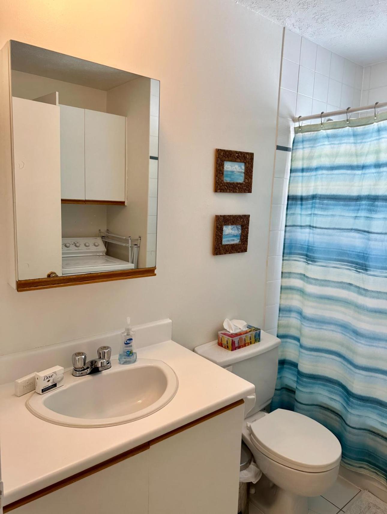 Quiet, comfortable great location 2 bedroom