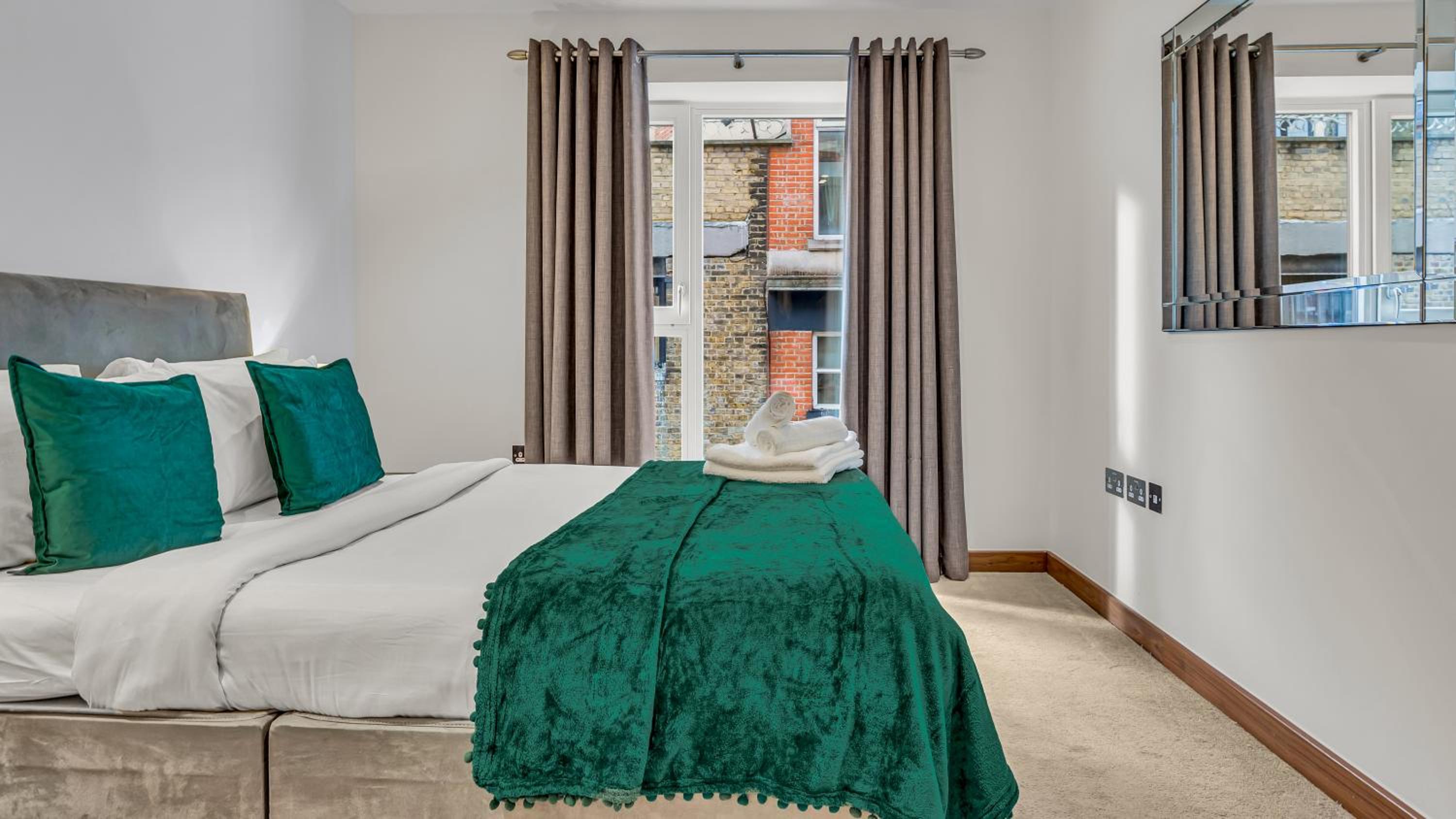 MySquare Shoreditch Apartment close to Colombia Road Flower Market