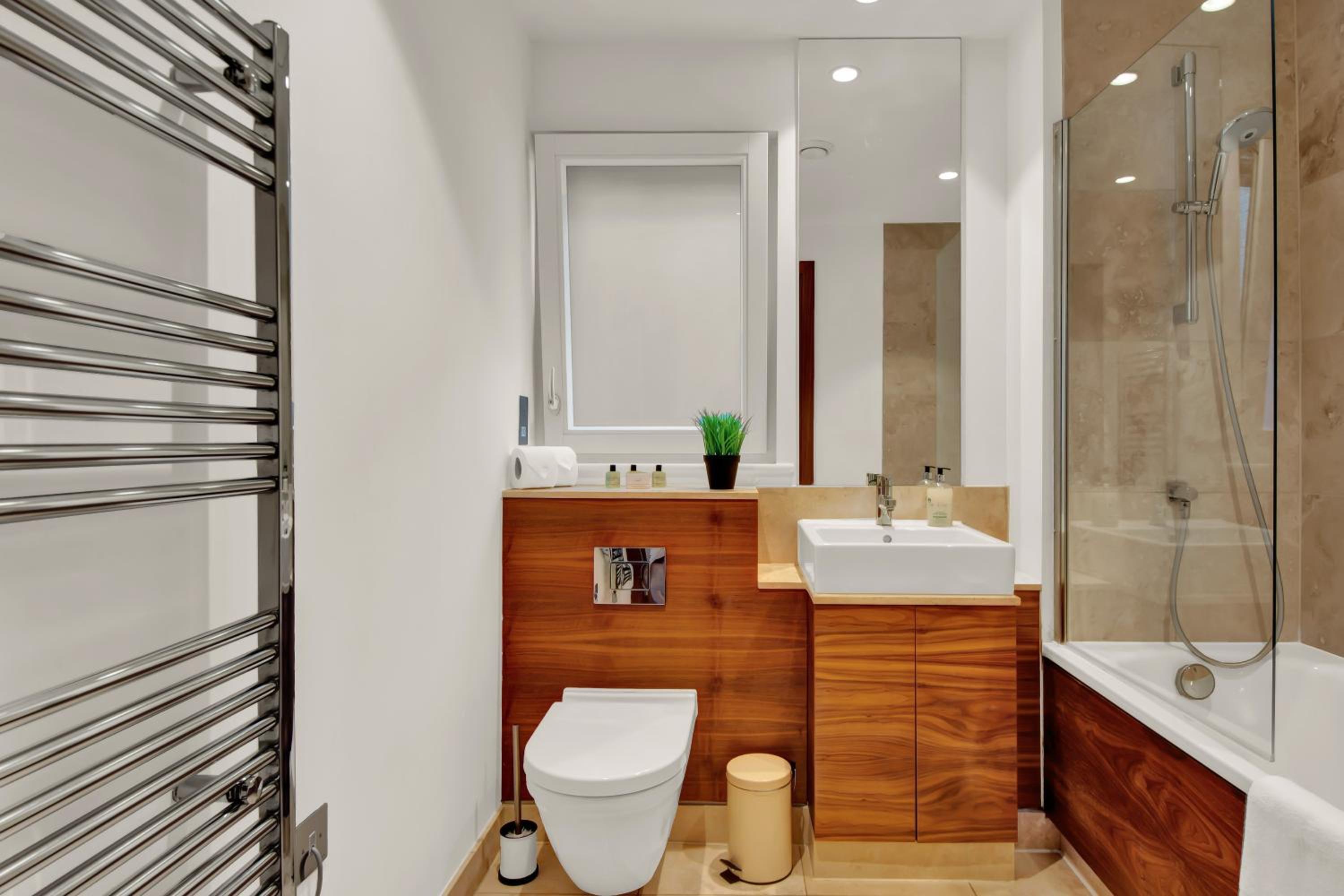 MySquare Shoreditch Apartment close to Colombia Road Flower Market