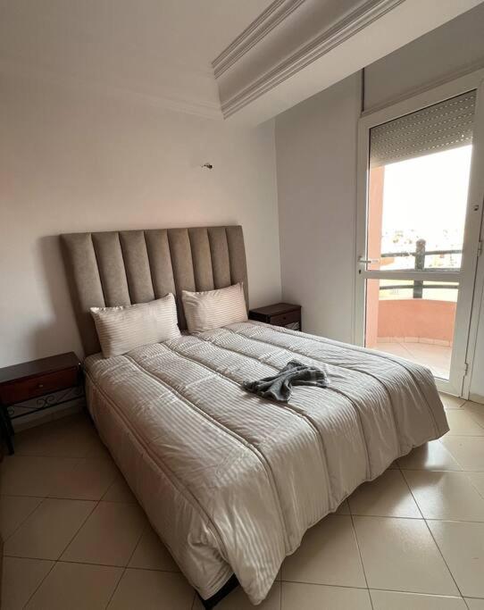 Calm & Cozy Studio with Balcony view 2