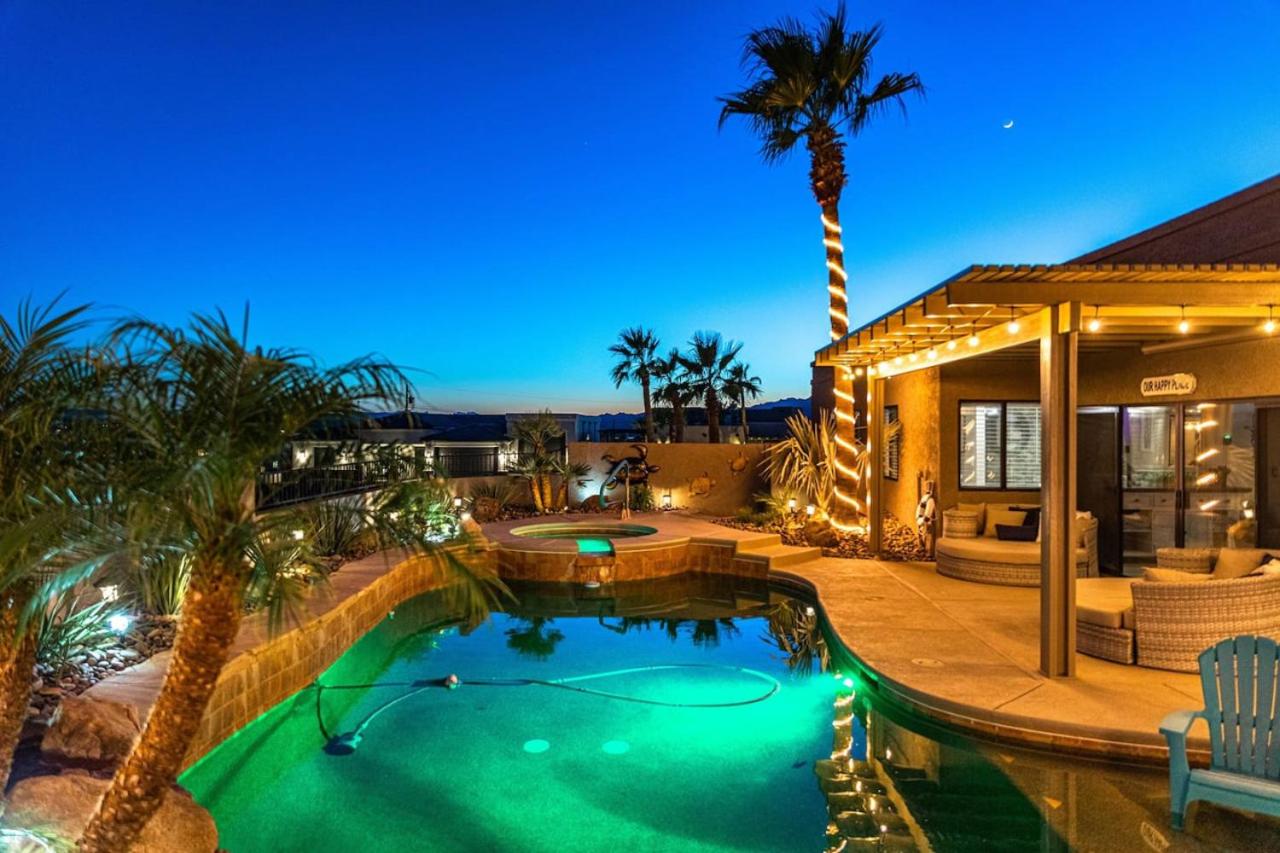 Lakeside Entertainment Oasis With Heated Pool and Spa