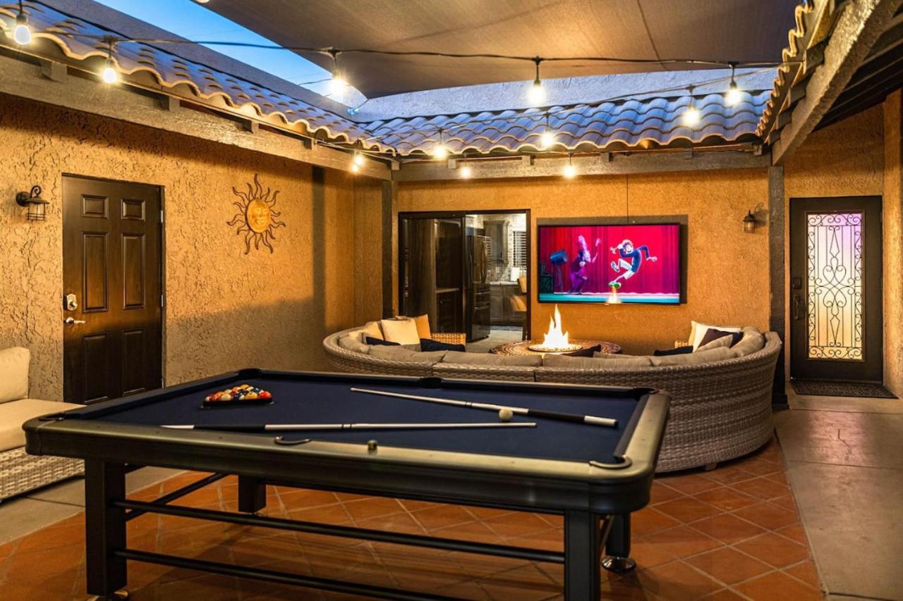 Lakeside Entertainment Oasis With Heated Pool and Spa