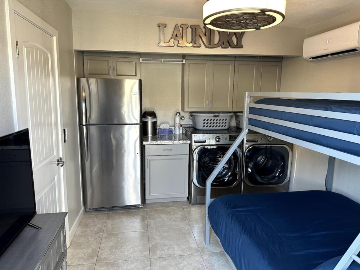 Lakeside Entertainment Oasis With Heated Pool and Spa