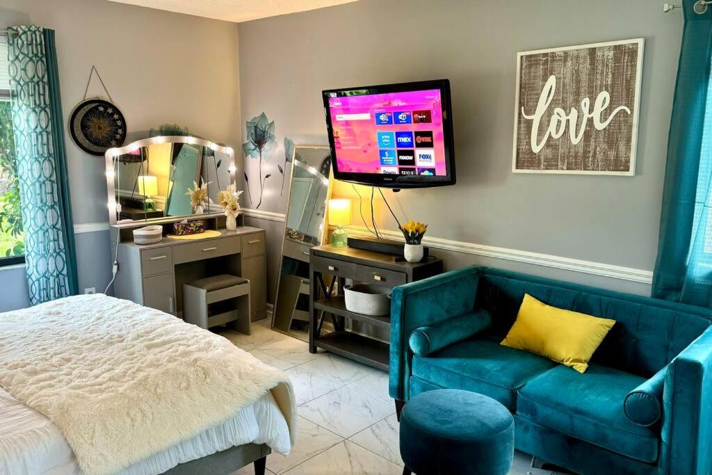 hotel room