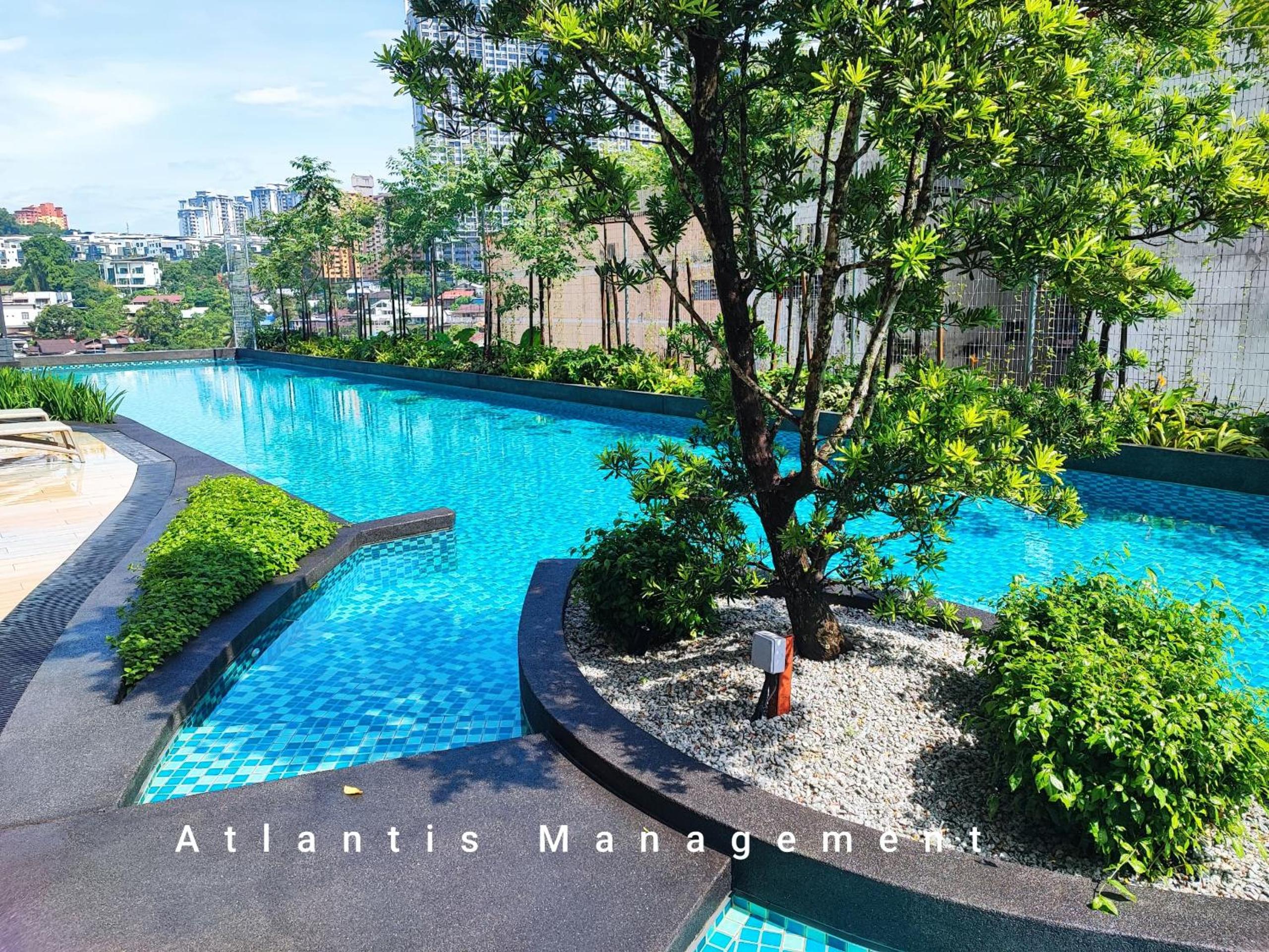 Cozy Grand Apartment Sungai Besi KL, Walking Distance Nirvana & 15 Mins Driving Distance to Mid Valley