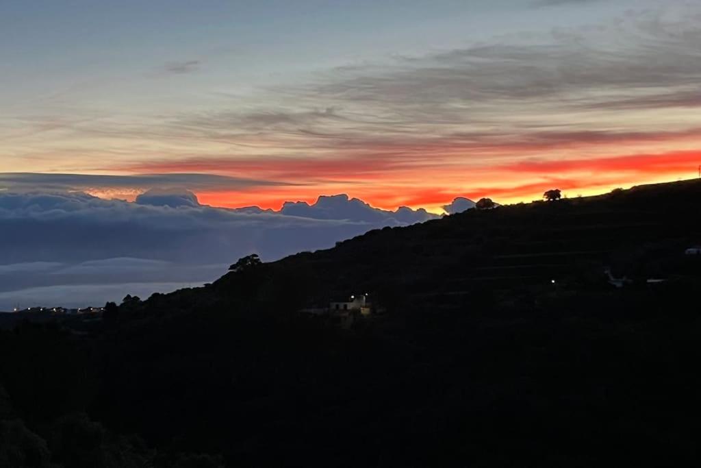 Encantadora Casa de Campo en las Montañas