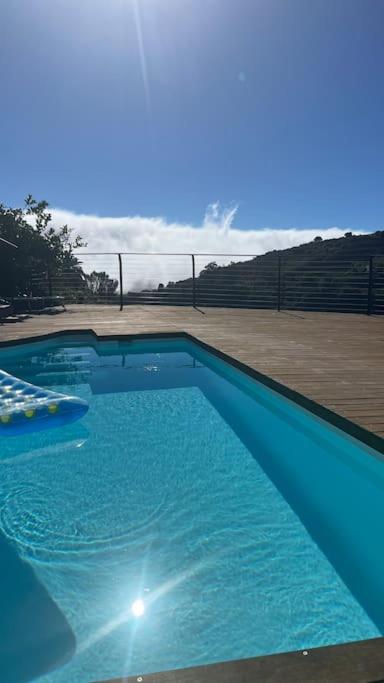 Encantadora Casa de Campo en las Montañas