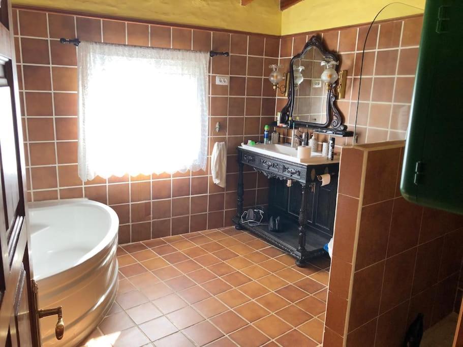 Encantadora Casa de Campo en las Montañas