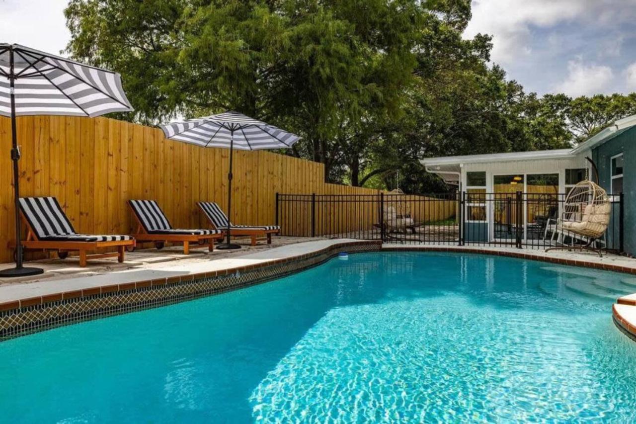 Spacious Family Oasis with Pool, BBQ, and Fire Pit view 3