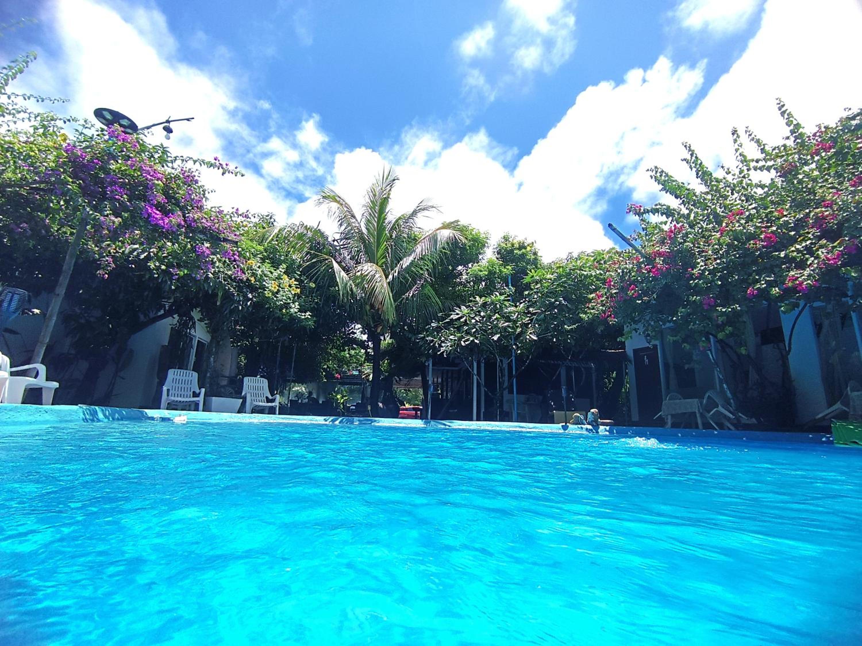 OASIS Phuket Airport