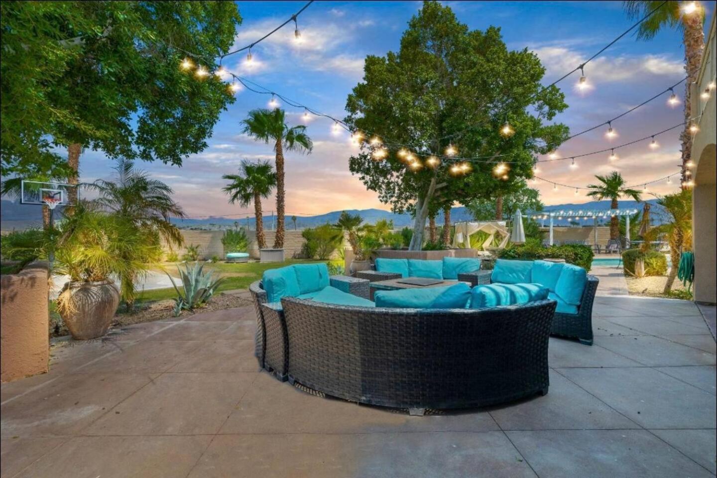 Desert Oasis in Palm Springs view 4