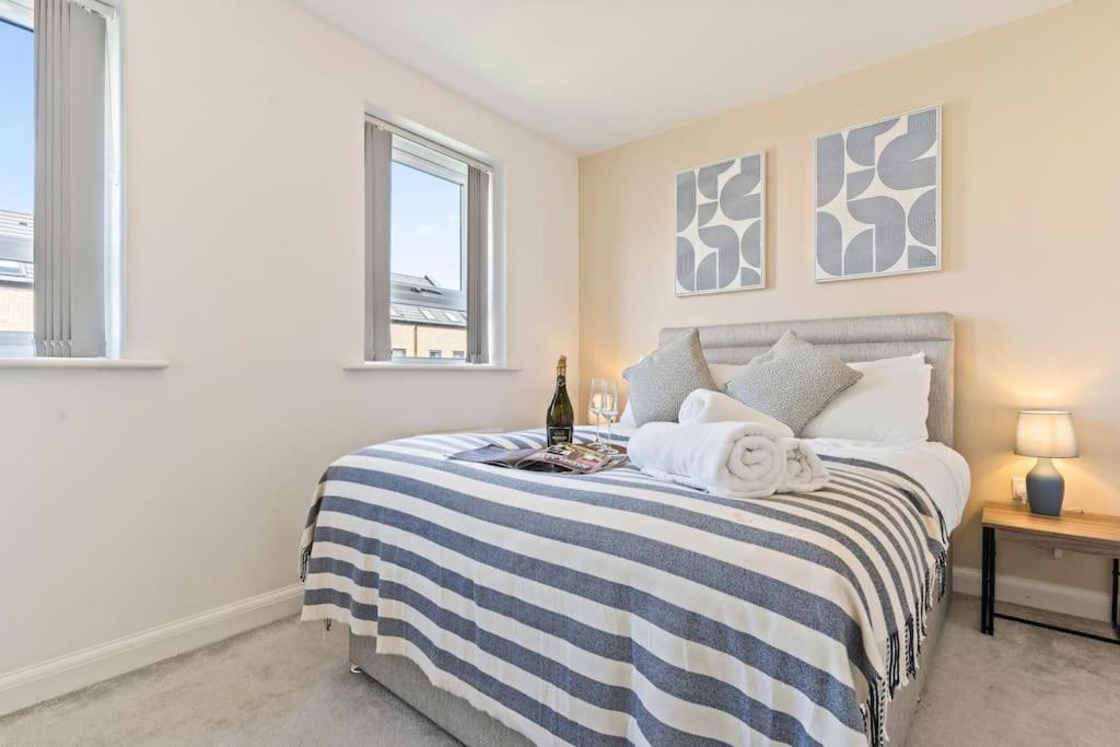 Stylish City House - Sleeps 5 - Free Parking - Work & Leisure view 4