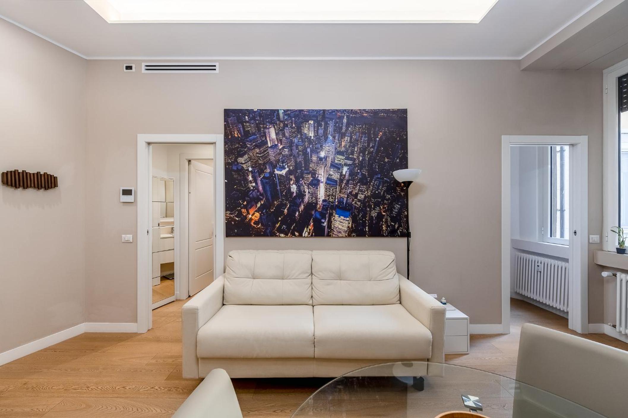 Porta Venezia New Luxury apt - wifi full equiped