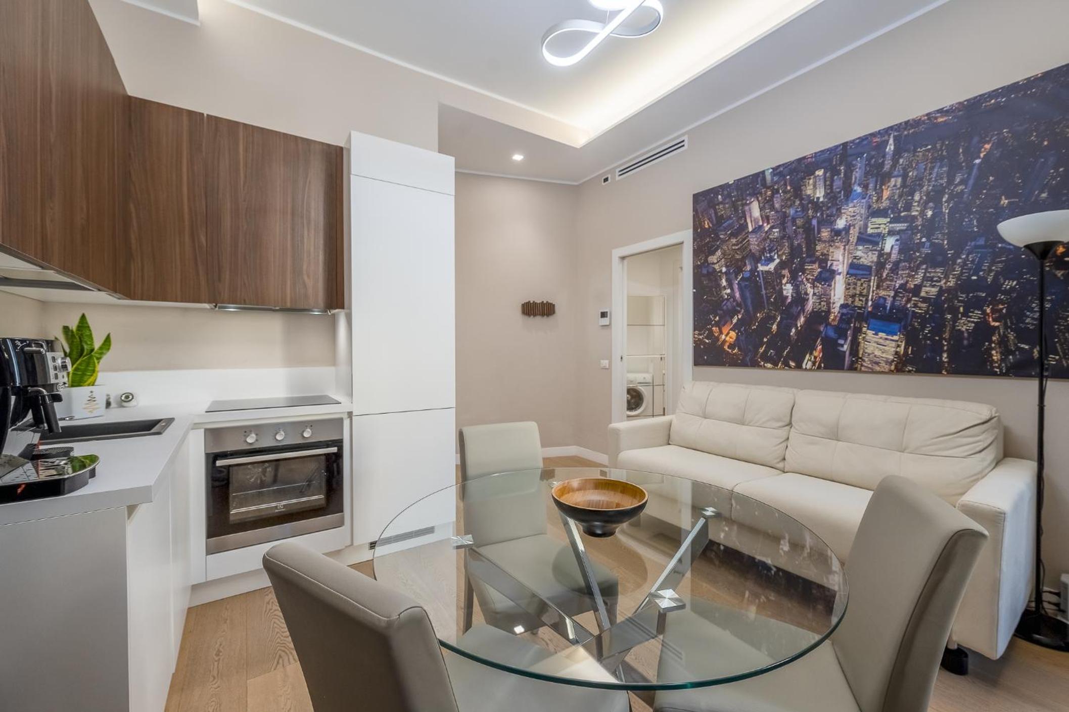 Porta Venezia New Luxury apt - wifi full equiped
