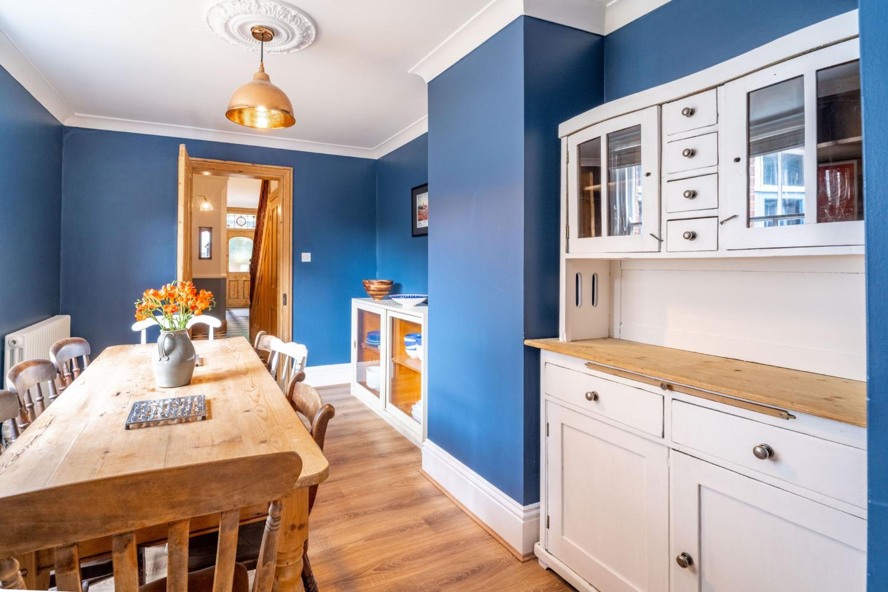 Sea Thrift House by Big Skies Cottages