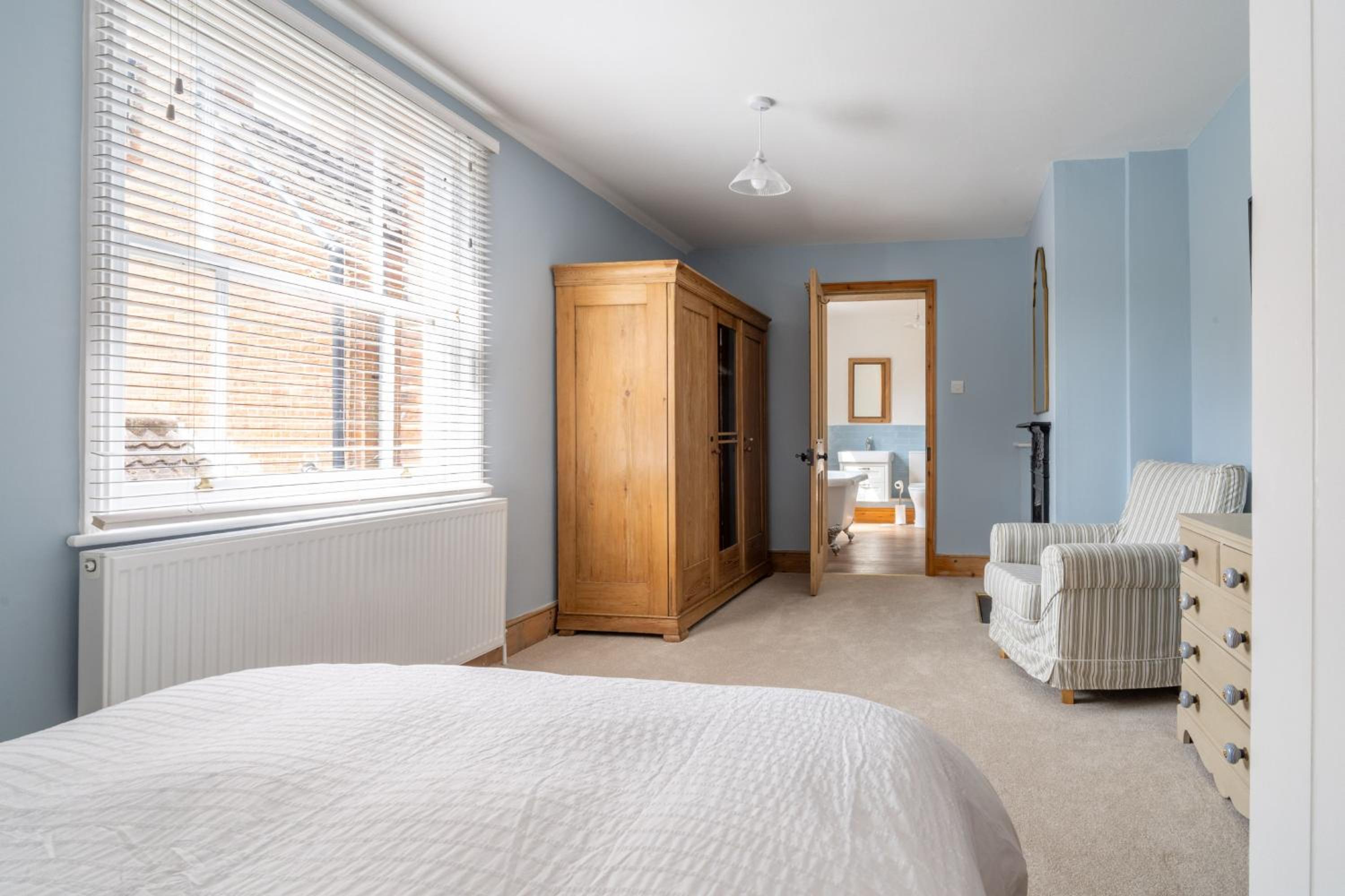 Sea Thrift House by Big Skies Cottages