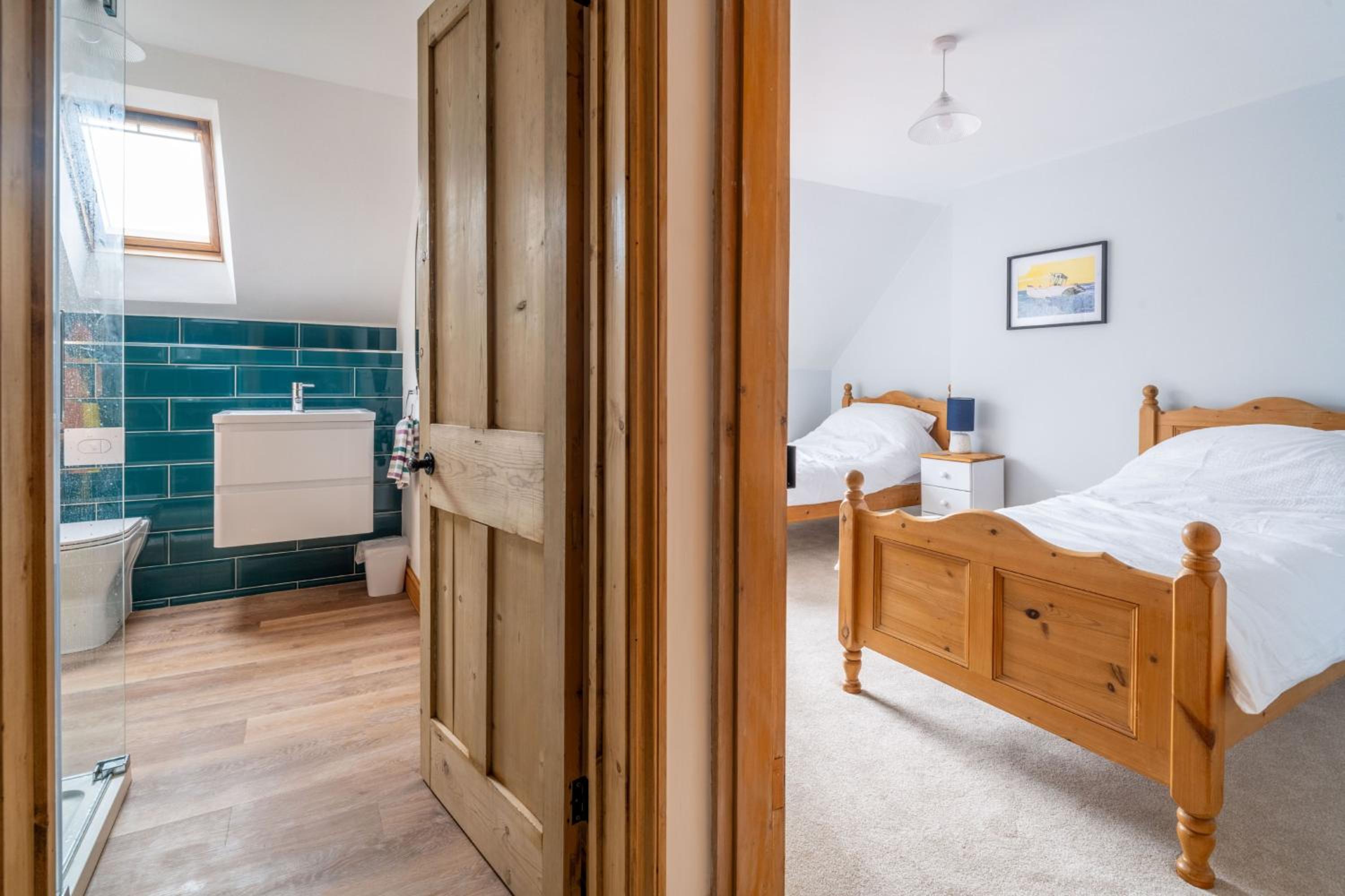 Sea Thrift House by Big Skies Cottages