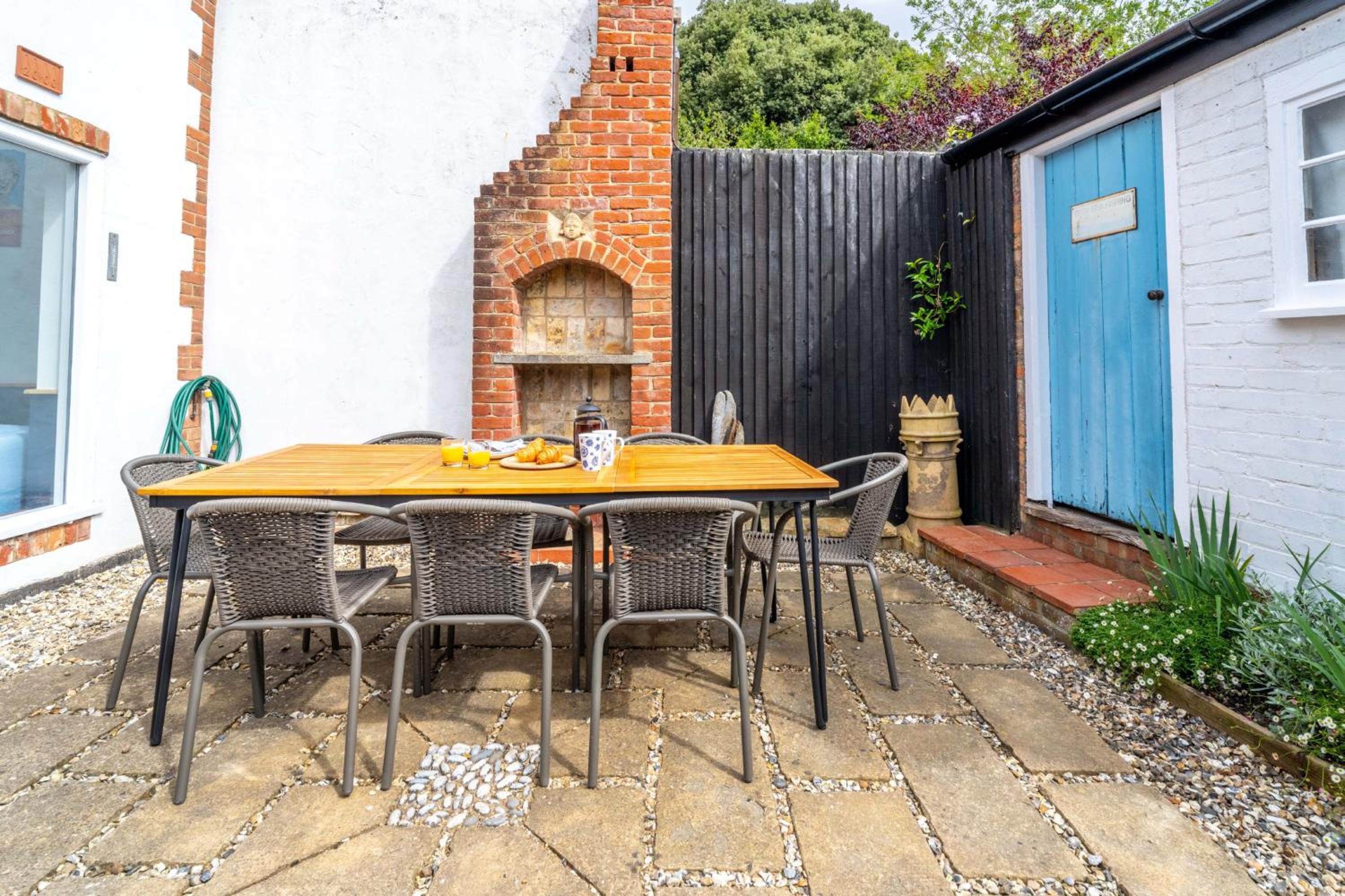 Sea Thrift House by Big Skies Cottages