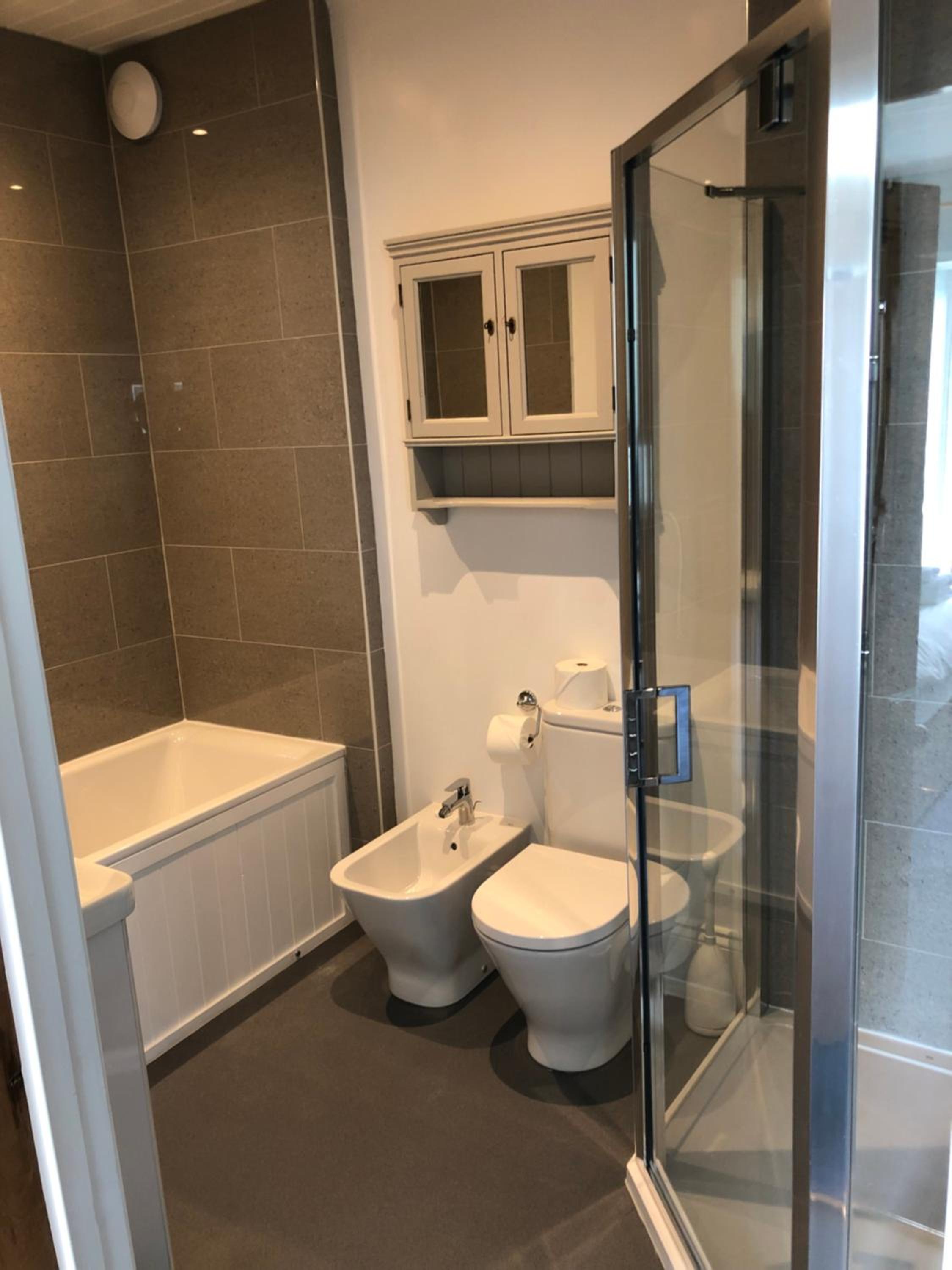 Atlantic View, North Cornwall seafront, 5* Gold view 2