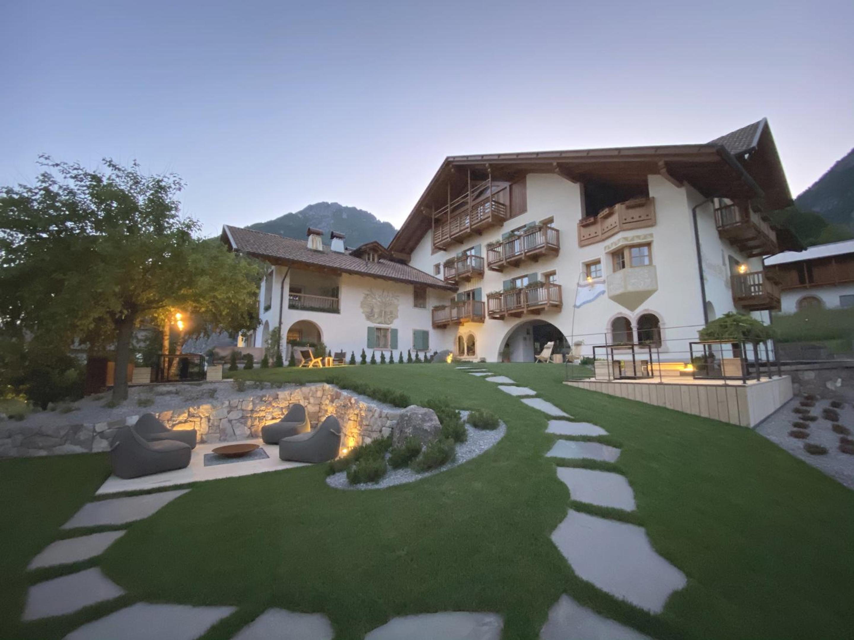 Hotel Garnì Lilly - Image 1