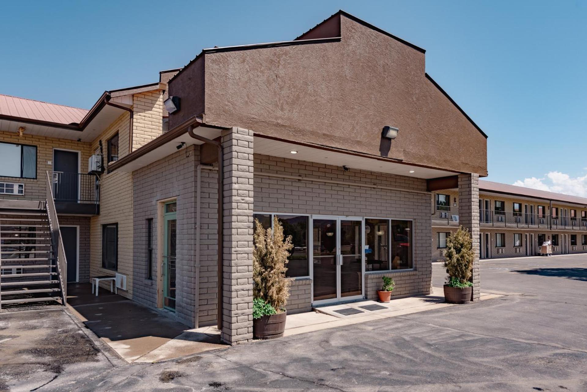 Cortez Vacations - Econo Lodge Cortez near Mesa Verde - Property Image 56