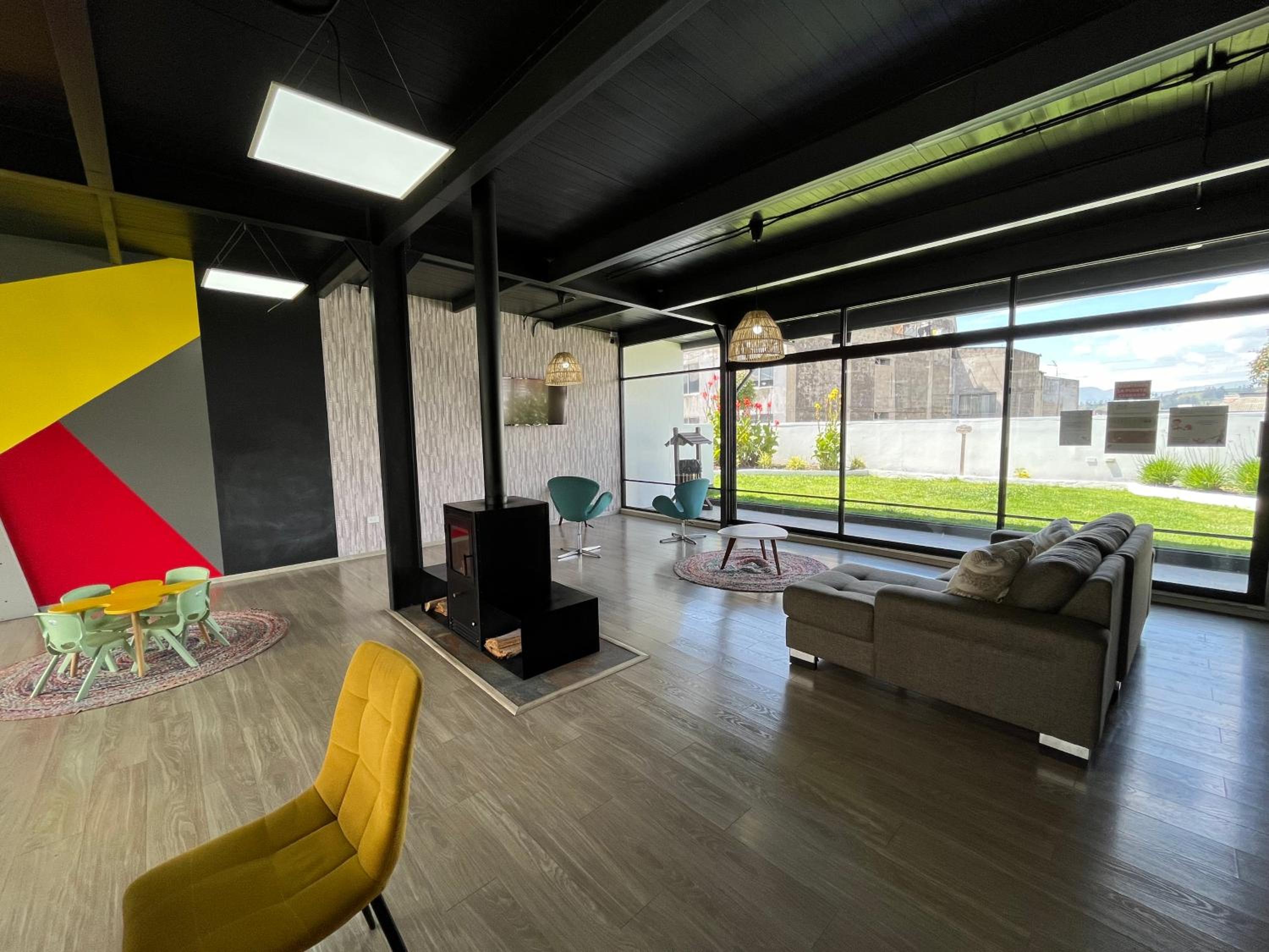 lounge