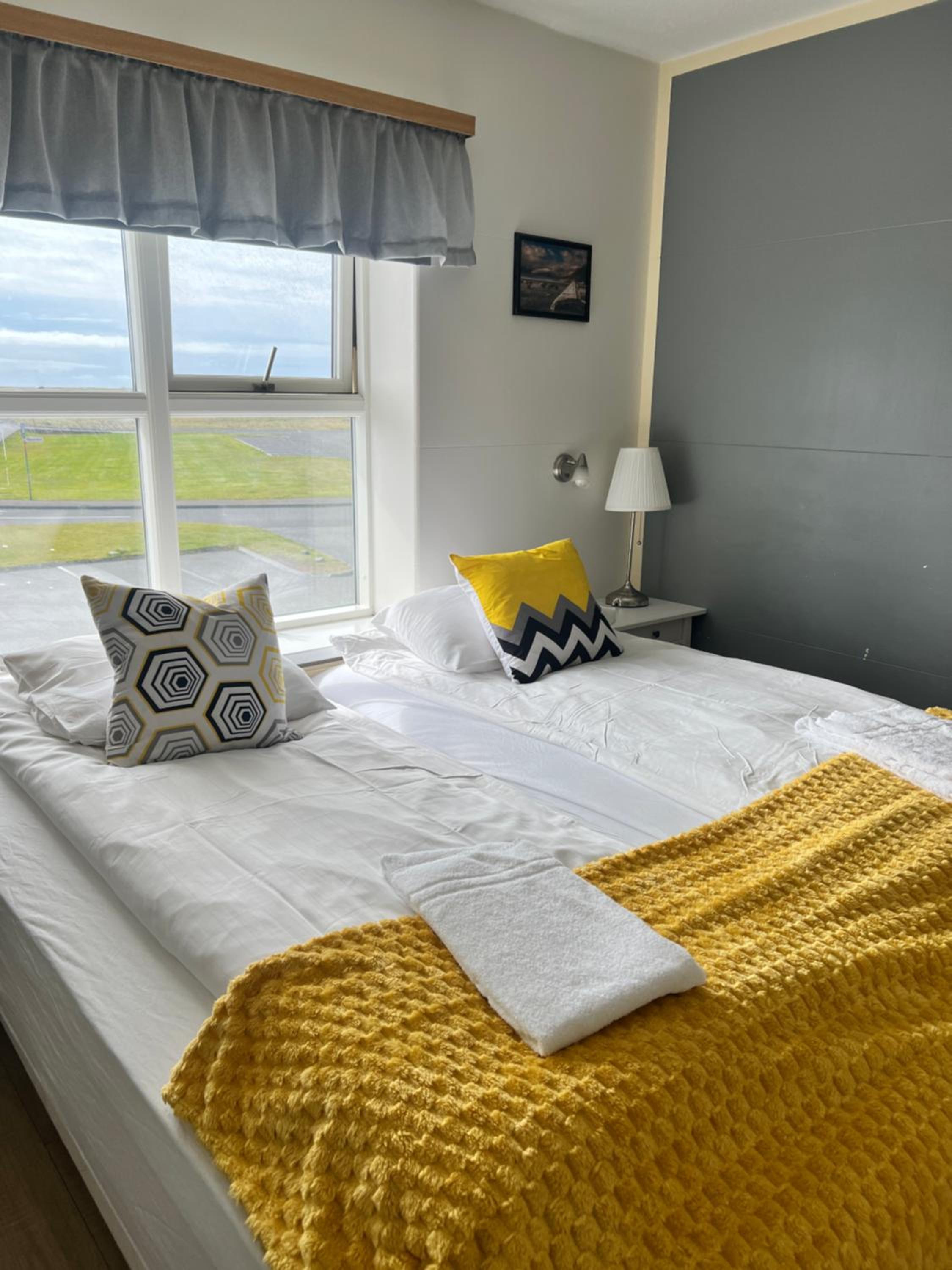 Guesthouse Hvammur by the Harbour