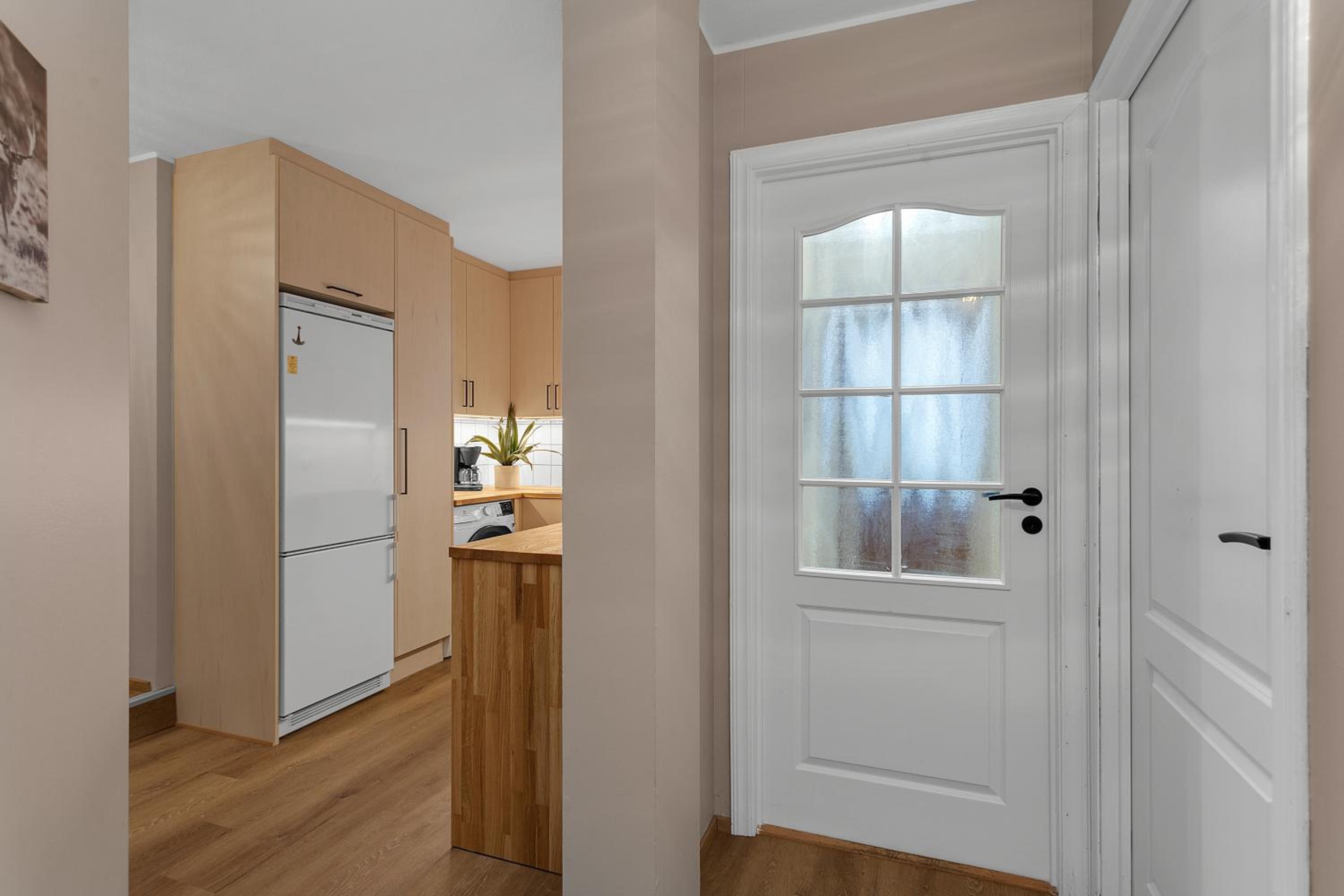 Inviting 2BR Haven in the Heart of the Suburbs