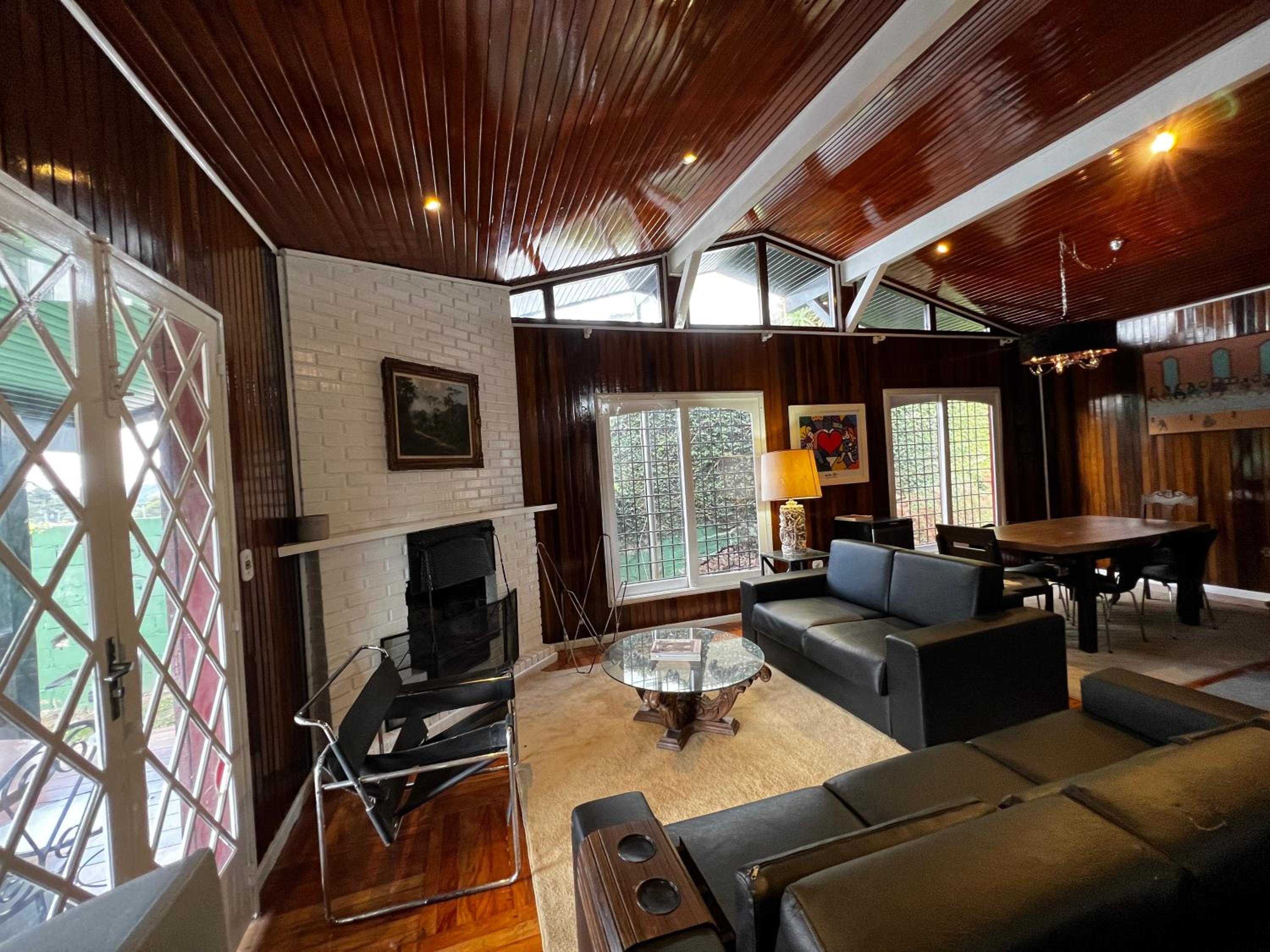 Cabana em Campos do Jordão 8 pessoas com suíte H26