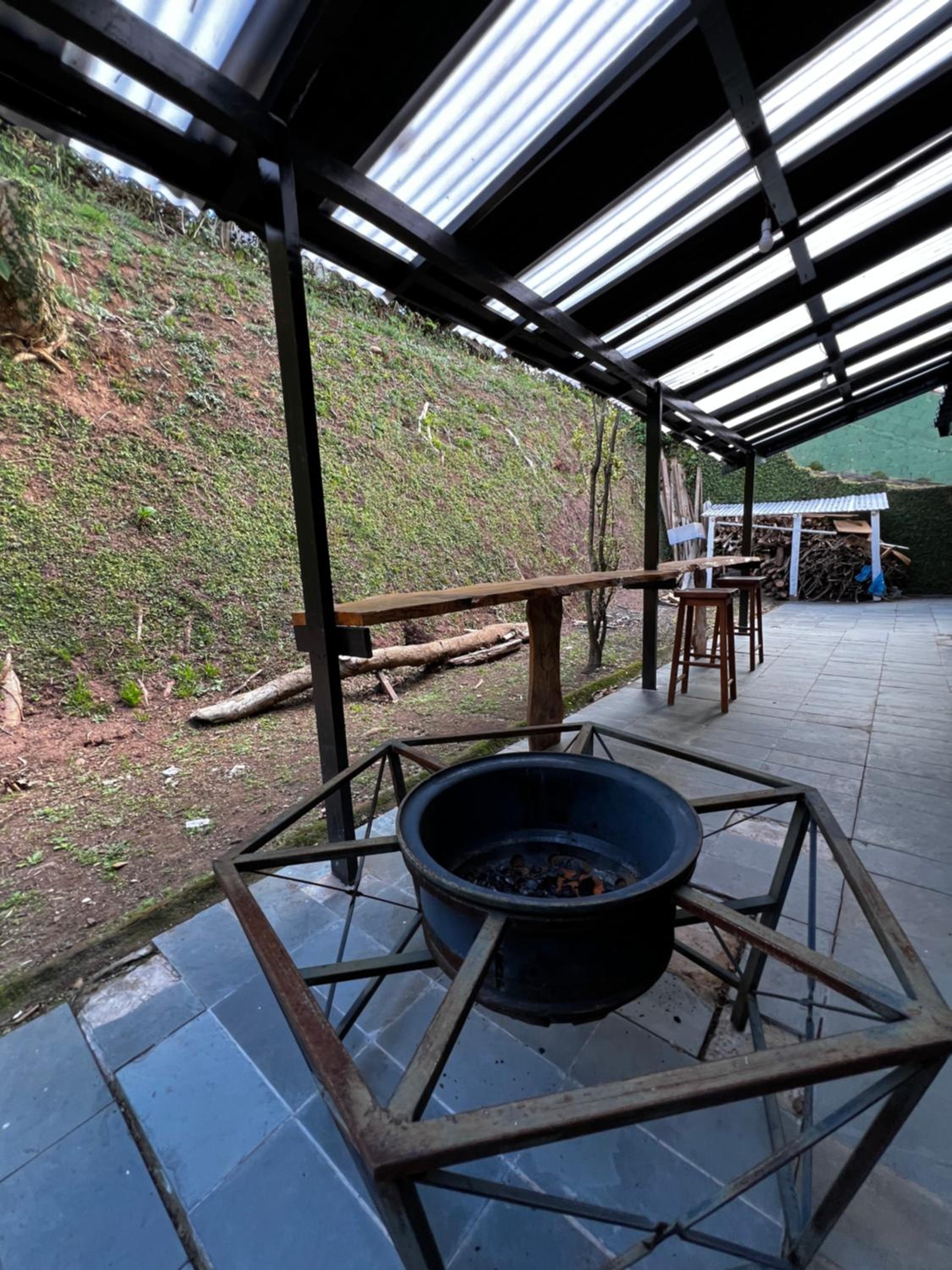 Cabana em Campos do Jordão 8 pessoas com suíte H26
