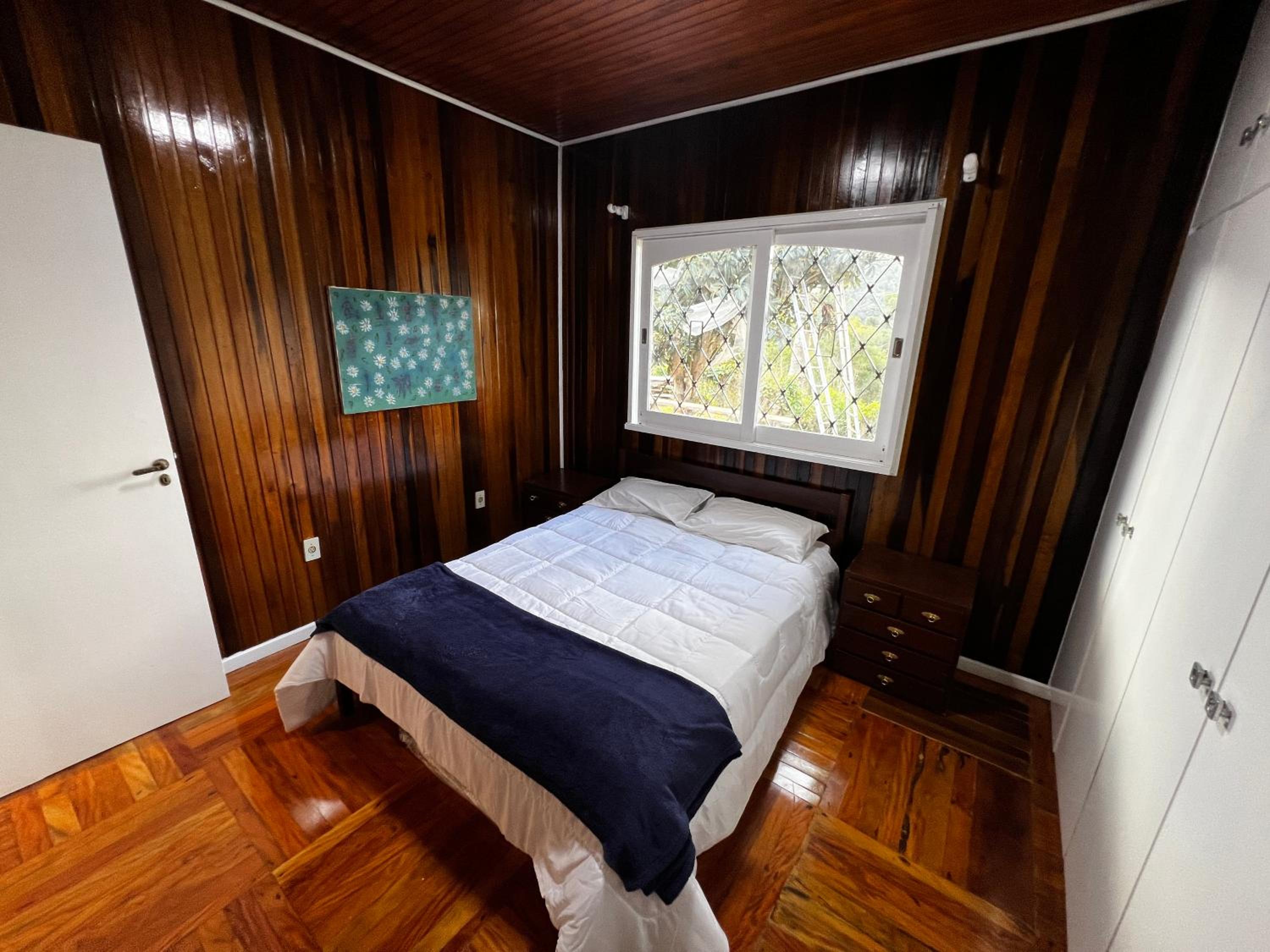 Cabana em Campos do Jordão 8 pessoas com suíte H26