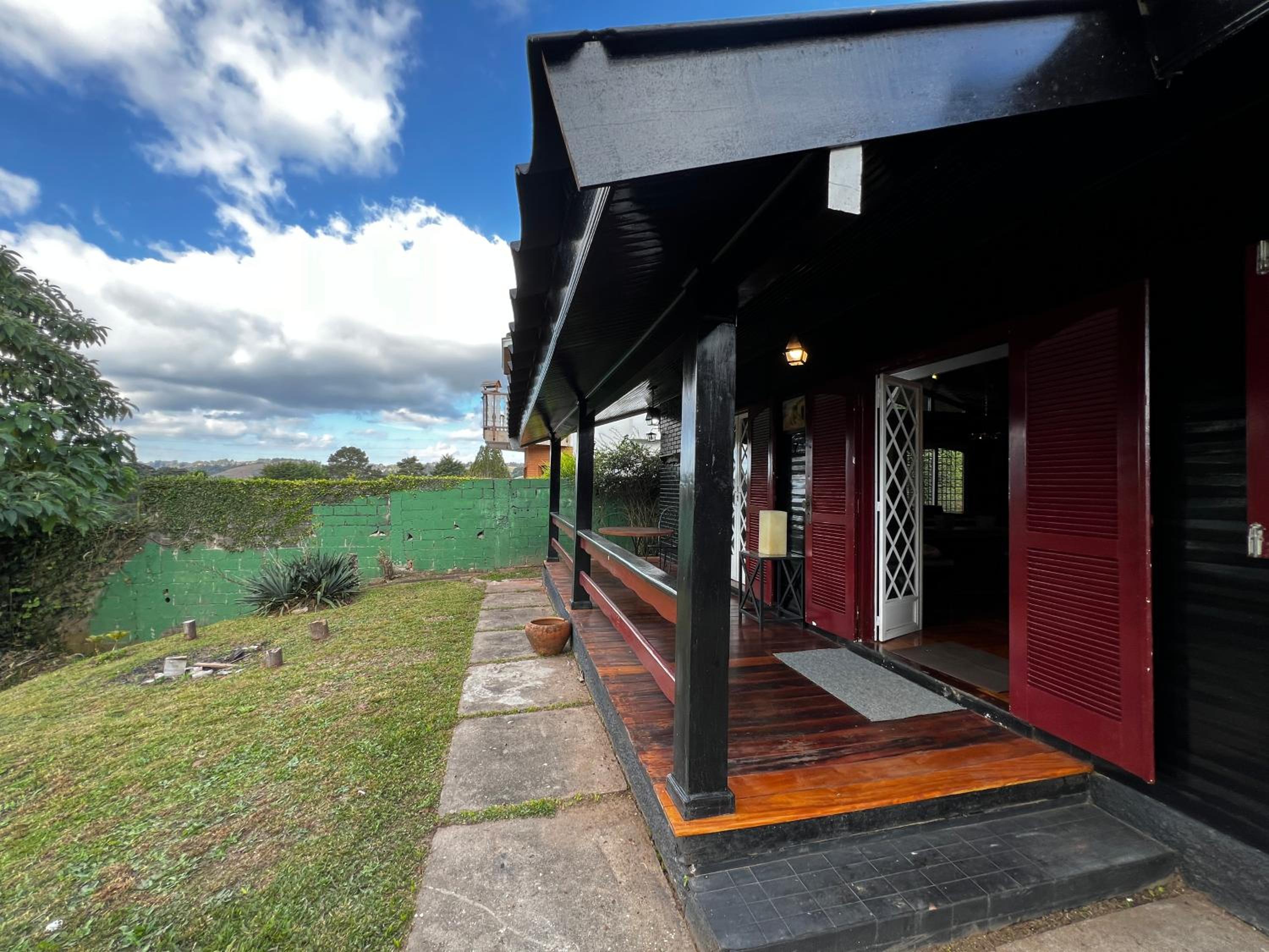 Cabana em Campos do Jordão 8 pessoas com suíte H26