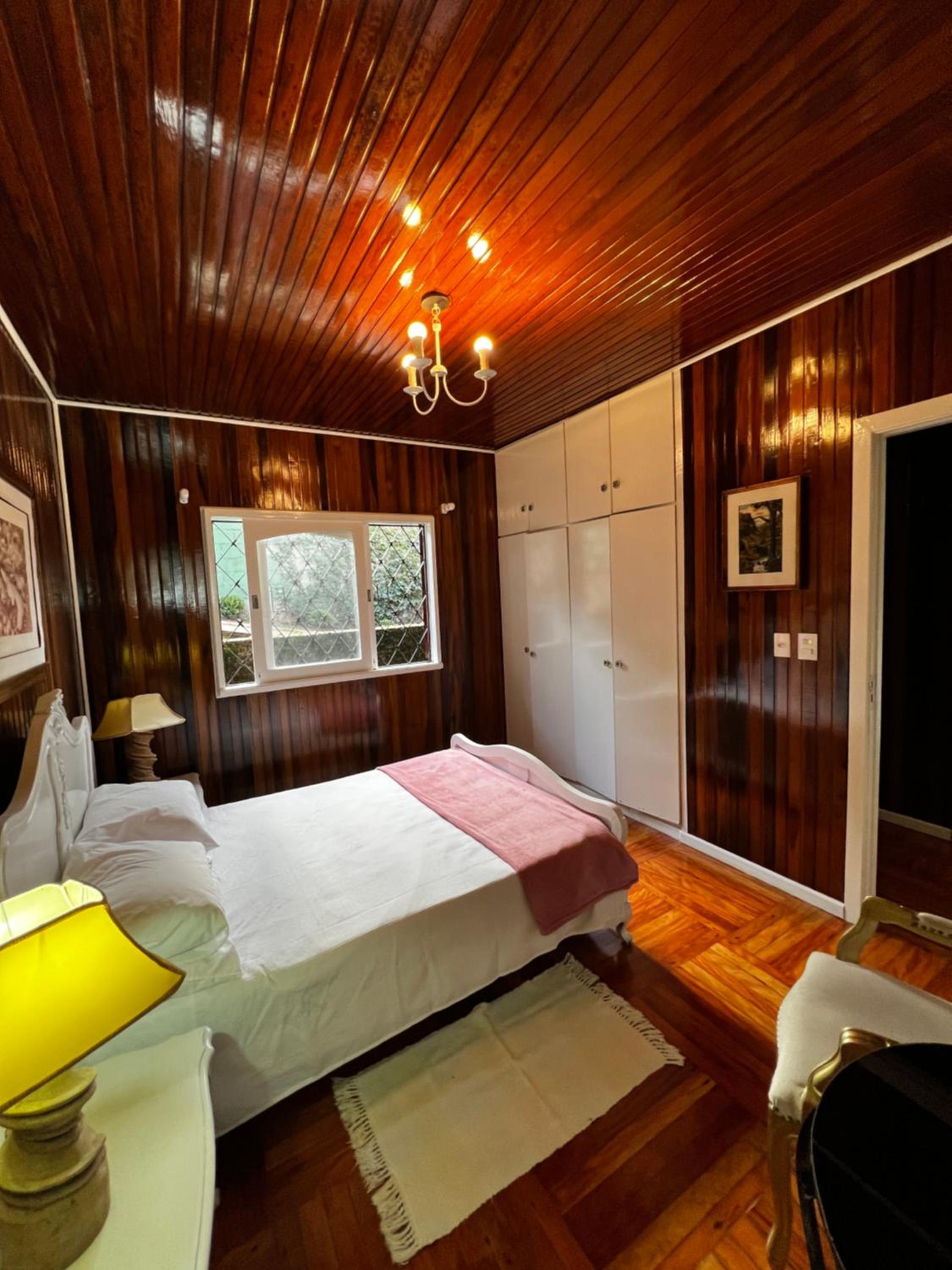 Cabana em Campos do Jordão 8 pessoas com suíte H26