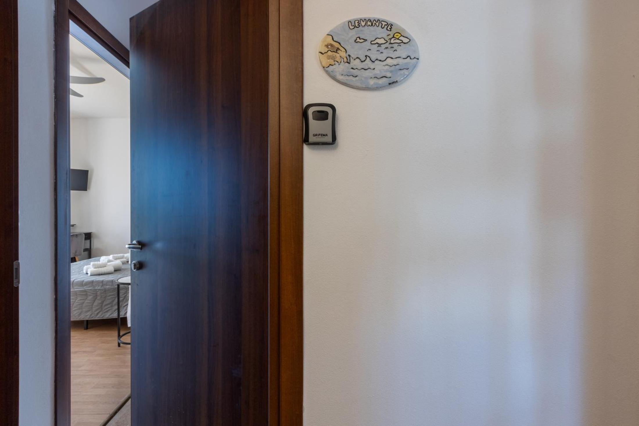 Hesa House