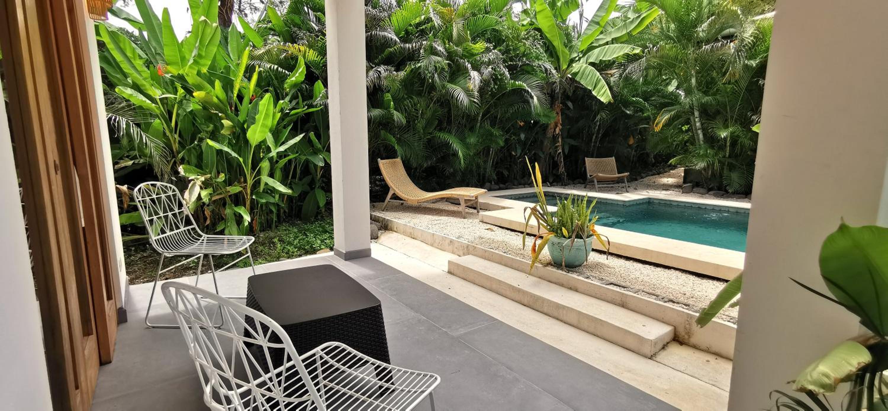 Lapislazuli House & Flats with shared Pool