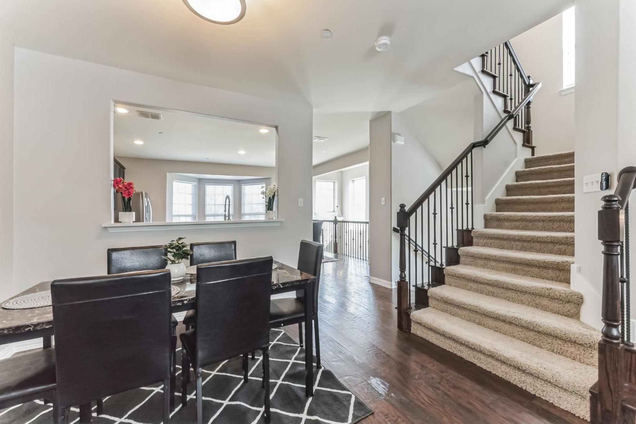 Spacious 4-bedroom house with AC and WiFi in amazing Entire home in Irving, Texas view 3