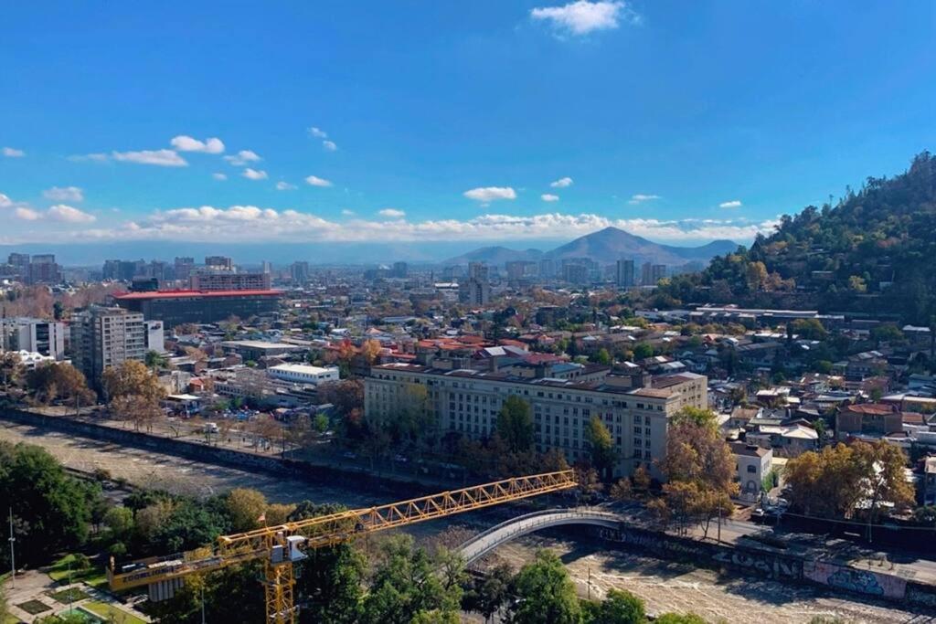 Depto en Providencia con hermosa vista y aire acondicionado Mac09