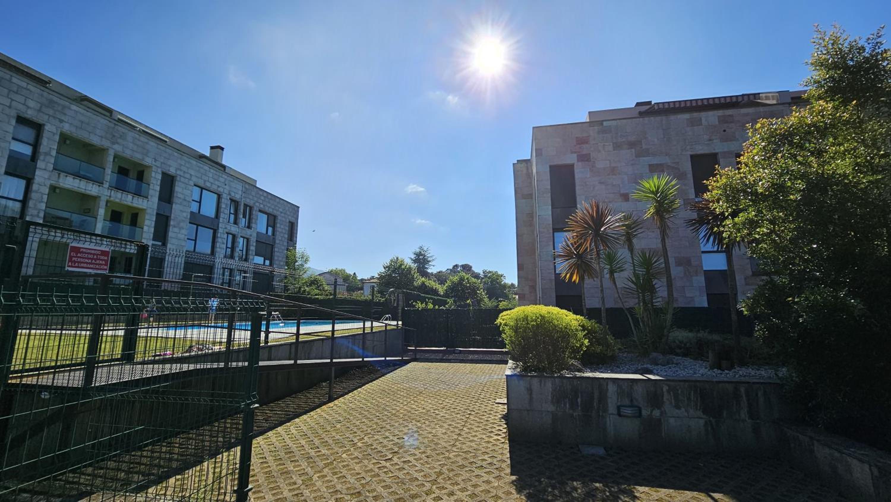 El Recreo de Celorio - Jardín, piscina y playa