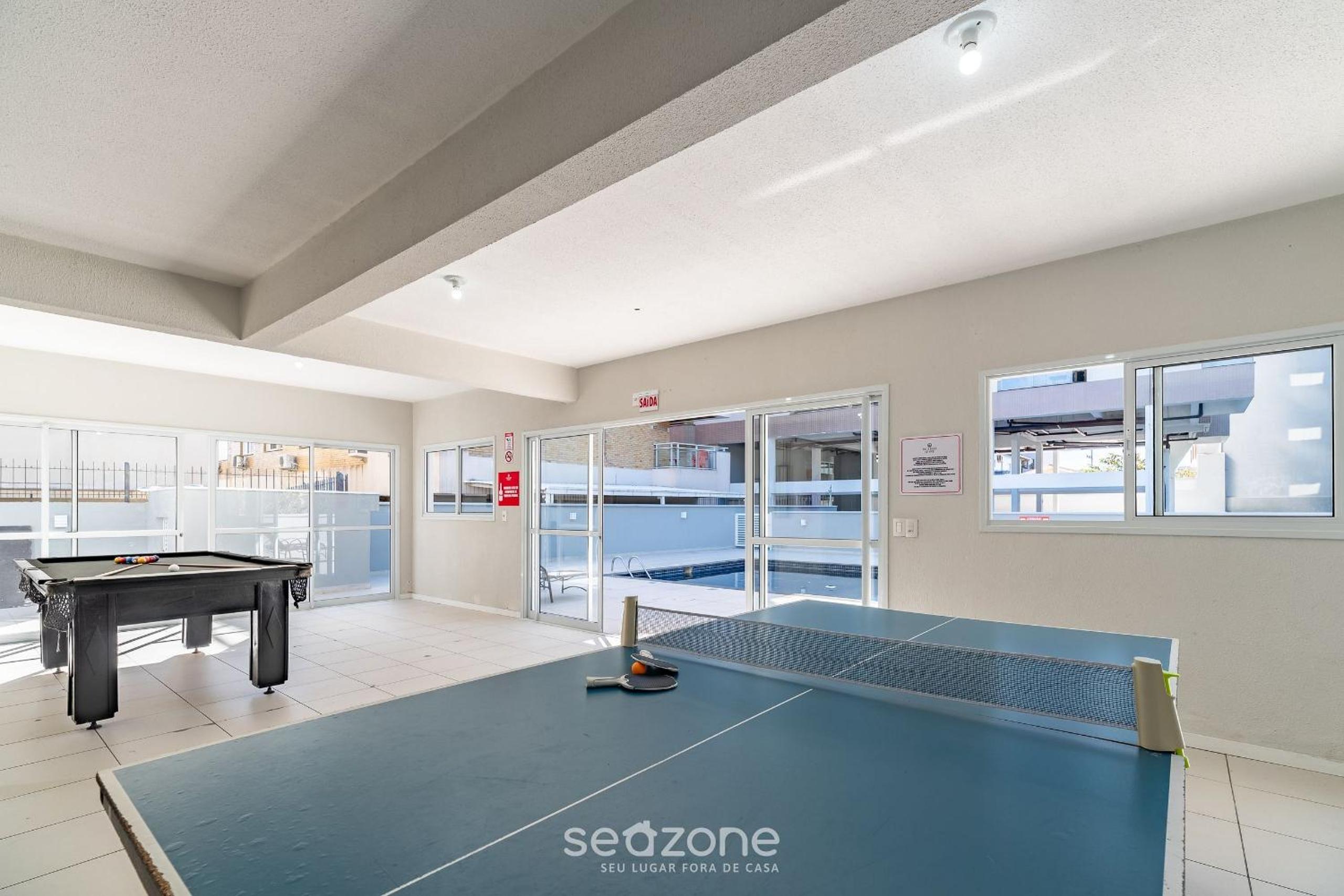 Apartamentos a 140m da praia Floripa-SC IAPs
