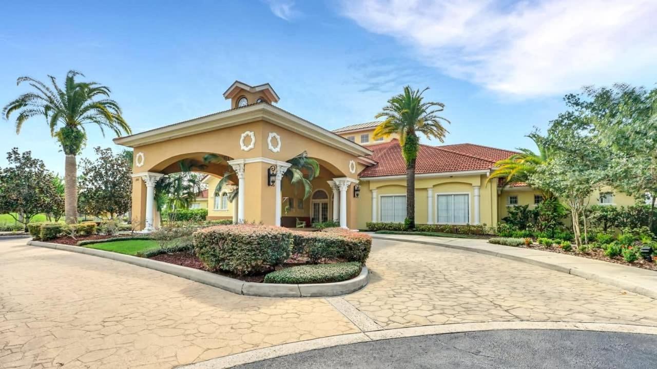 Summer Getaway - 5-Bedroom Home with Private Pool!