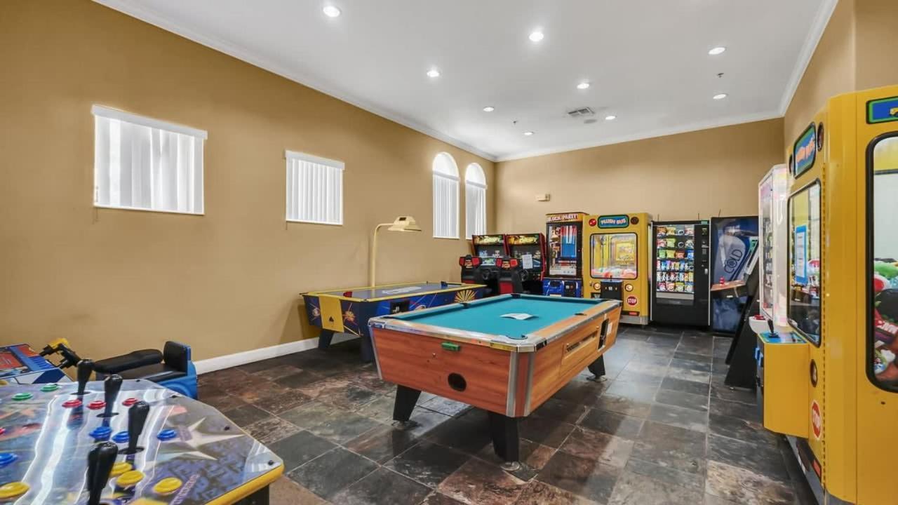 Summer Getaway - 5-Bedroom Home with Private Pool!