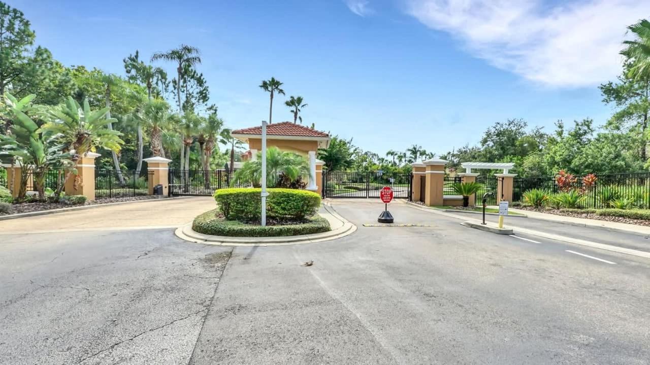 Summer Getaway - 5-Bedroom Home with Private Pool!